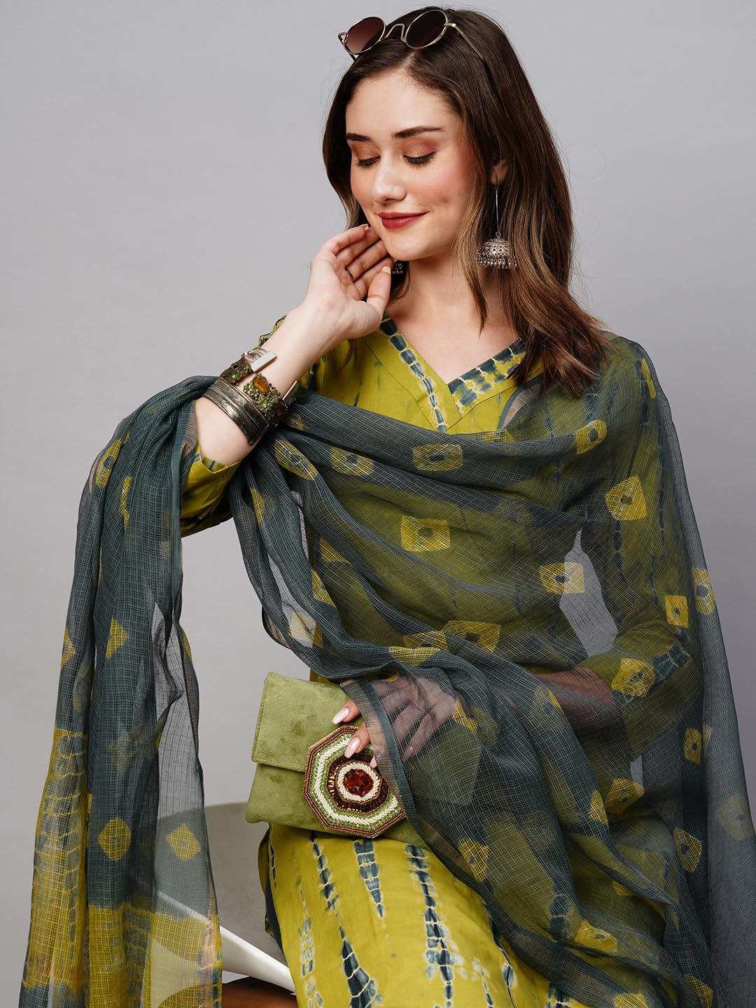 GoSriKi Women's Cotton Blend Straight Printed Kurta with Pant & Dupatta (Bhumi Green-GS_M_Green_Medium) 3
