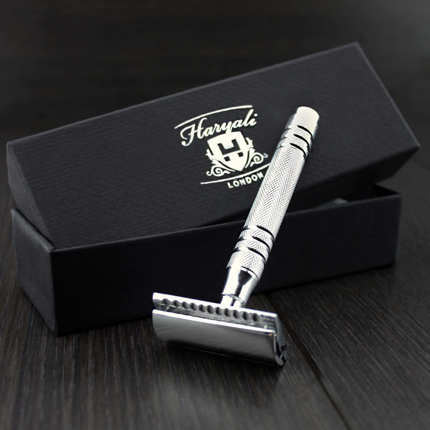 Haryali London Hand Assembled Polish Finish Stunning Shaving De Safety Shaving Razor. Made in Stainless Steel.