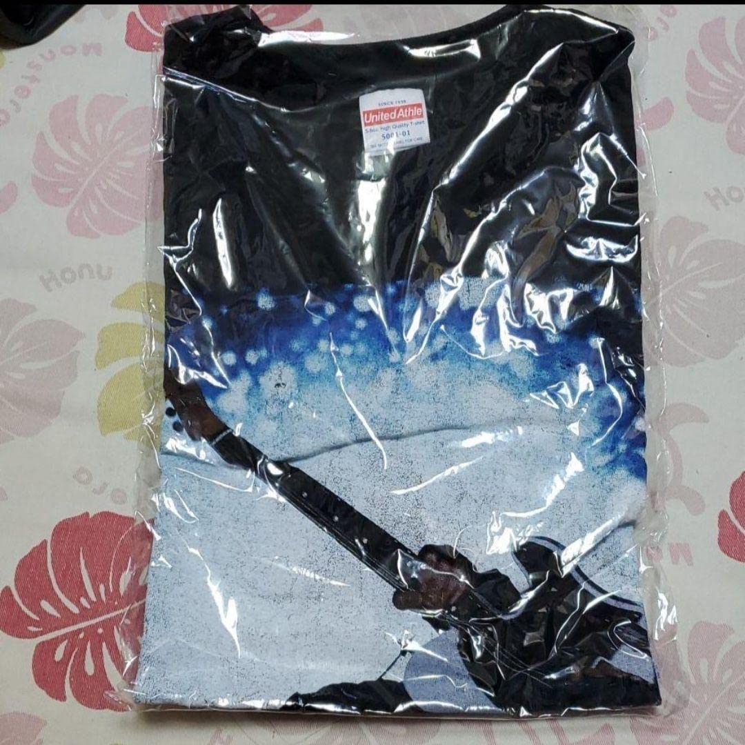 Amazon.co.jp: MIYAVI ツアーTシャツ : おもちゃ