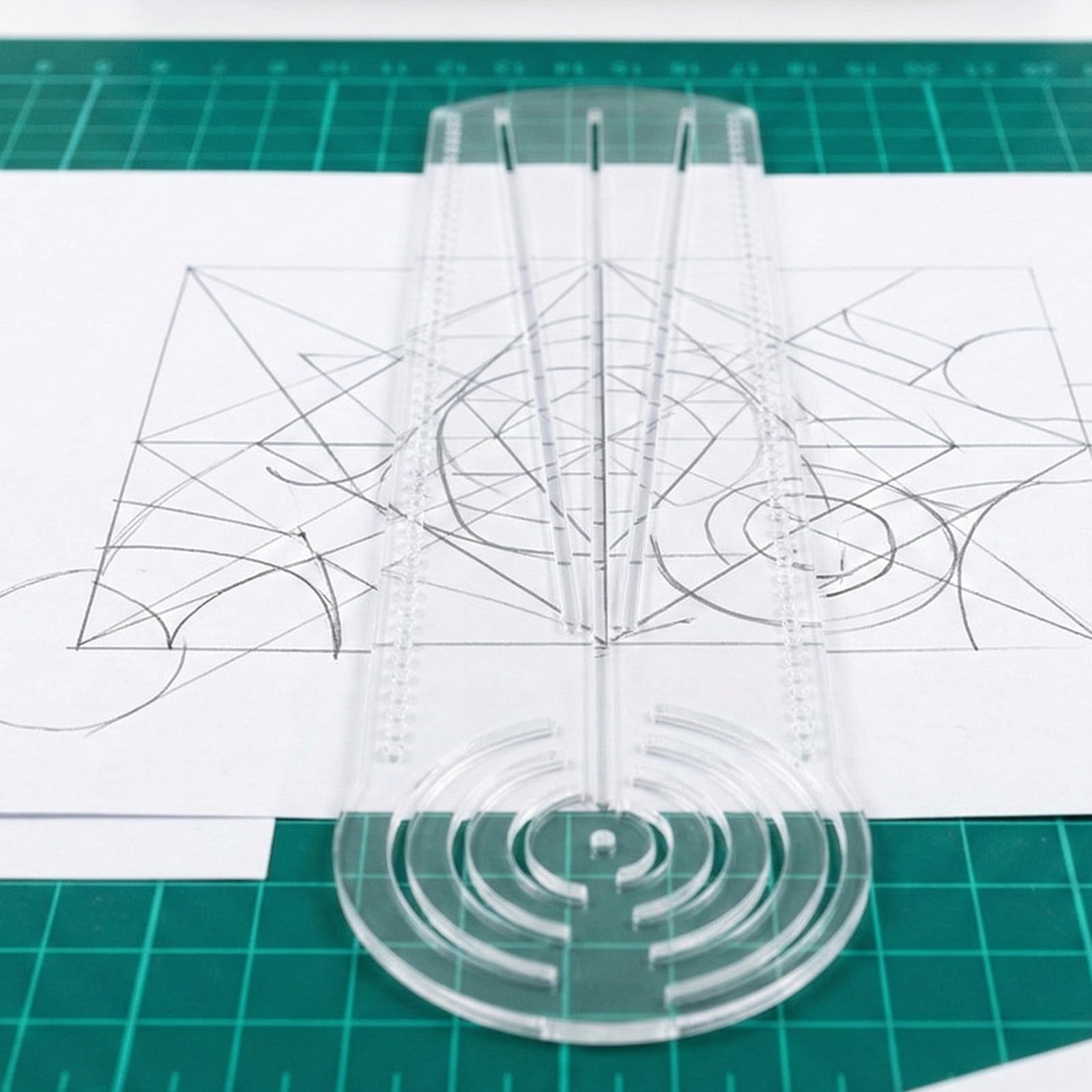 FUOYLOO Lot de 2 gabarits de dessin de mandala - Règle avec compas et rapporteur multi-angles - Outil de création de cercles pour l'art du mandala à points, idéal pour les projets de