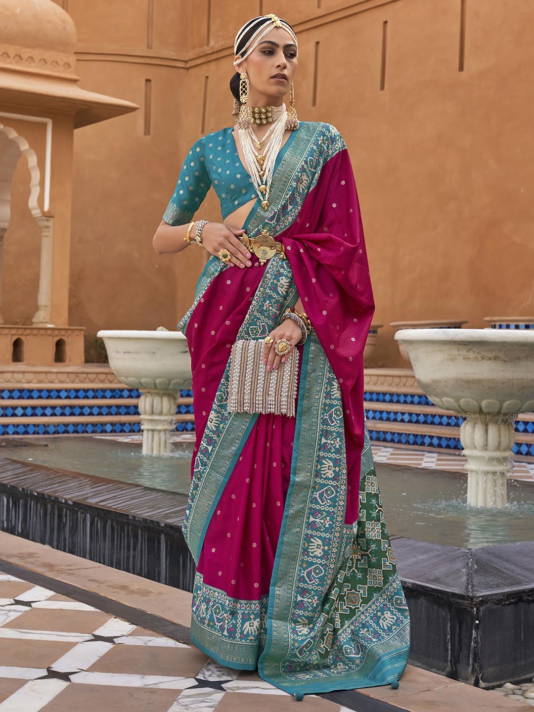 SAREE MALL Woven Design Zari Work Pure Patola Silk Saree For Women With Unstitched Blouse Piece, Pink