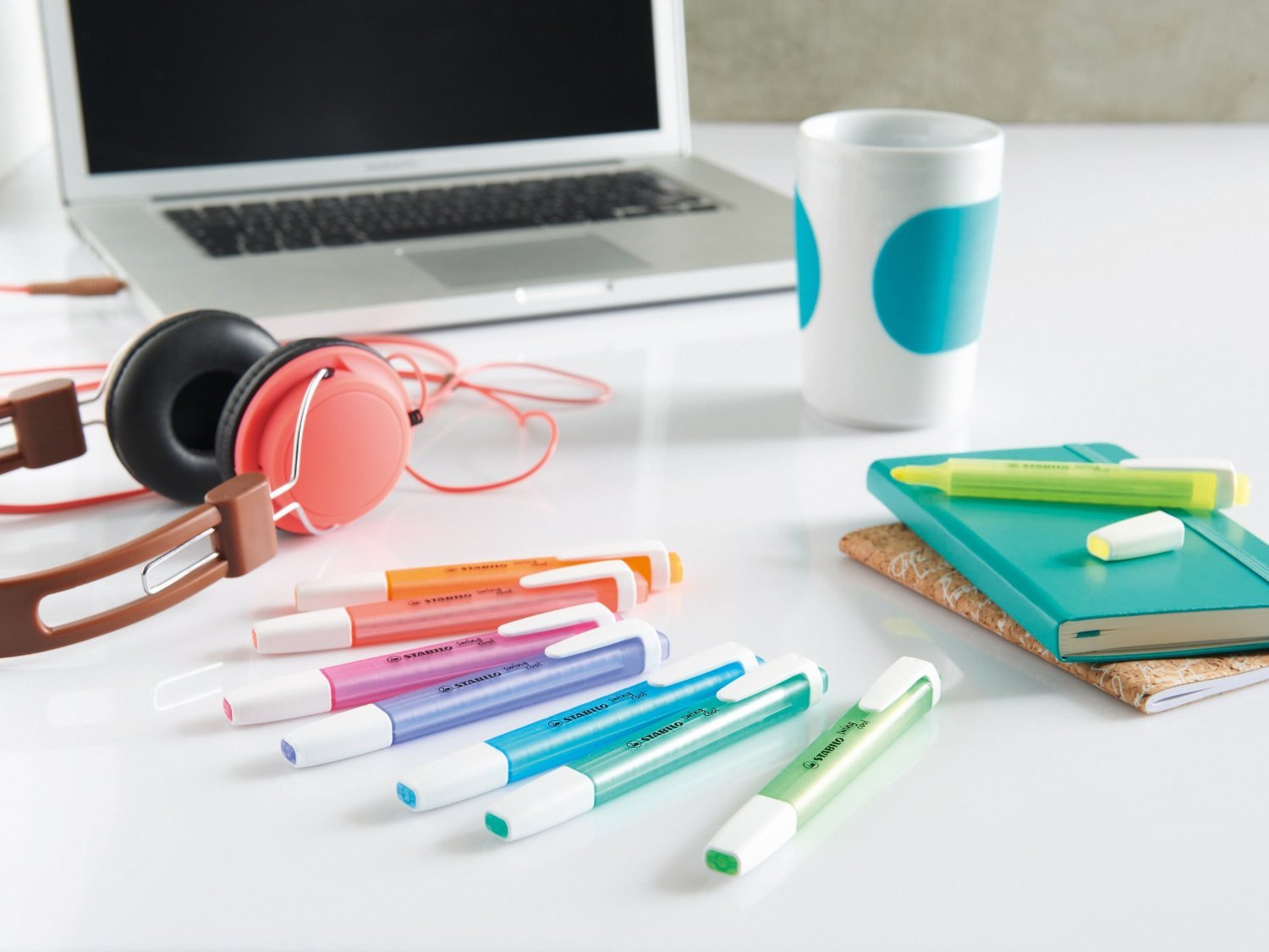 Stabilo swing® cool Textmarker Farbsortiert im Kunststoffetui Keilspitze 1 und 4 mm 275/4 4er-Pack im 5er Pack