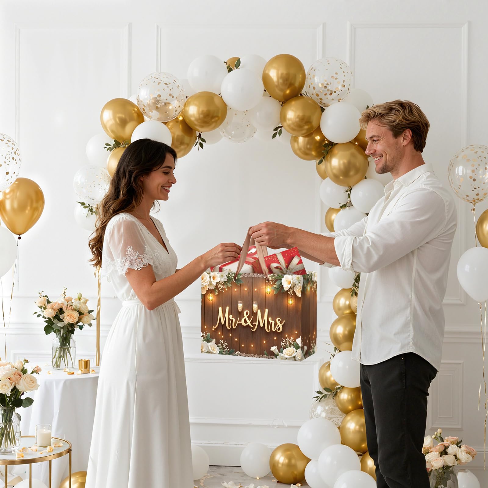 Wedding Gift Bags Mr and Mrs Engagement Gift Bags Elegant Bridal Shower Gifts Bag With Tissue Paper Greeting Card Wedding Wrapping Paper Party Favor Bag for Mr&Mrs Engagement Party Supplies Decor