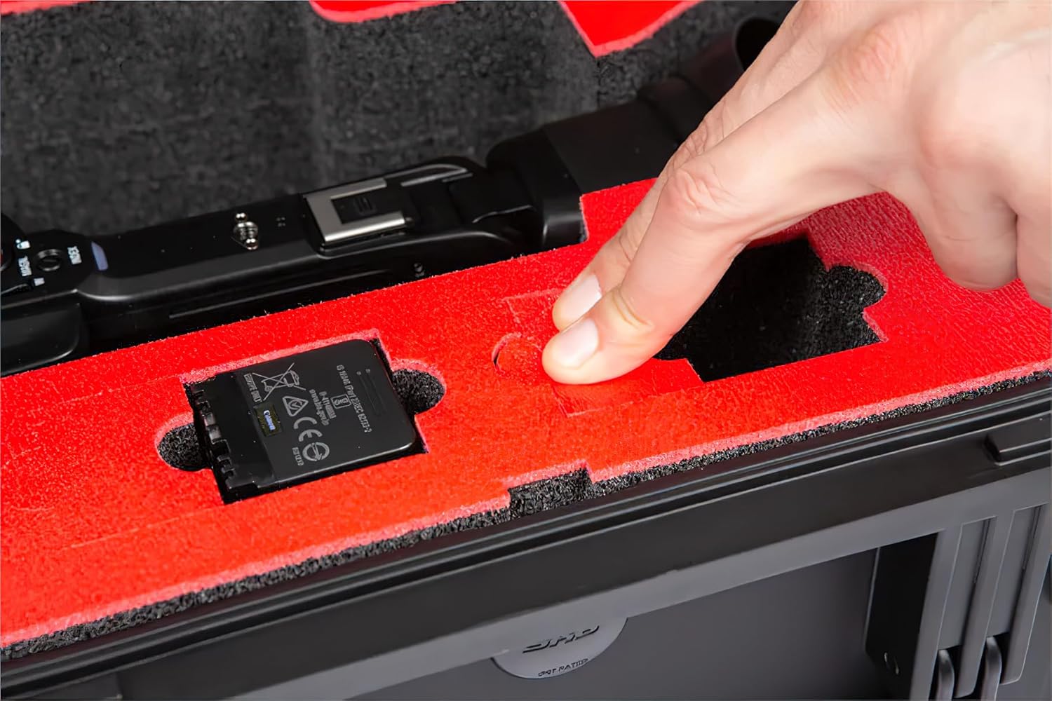 SKB iSeries 3i-2011-10XF Waterproof Canon XF605 Camcorder Case