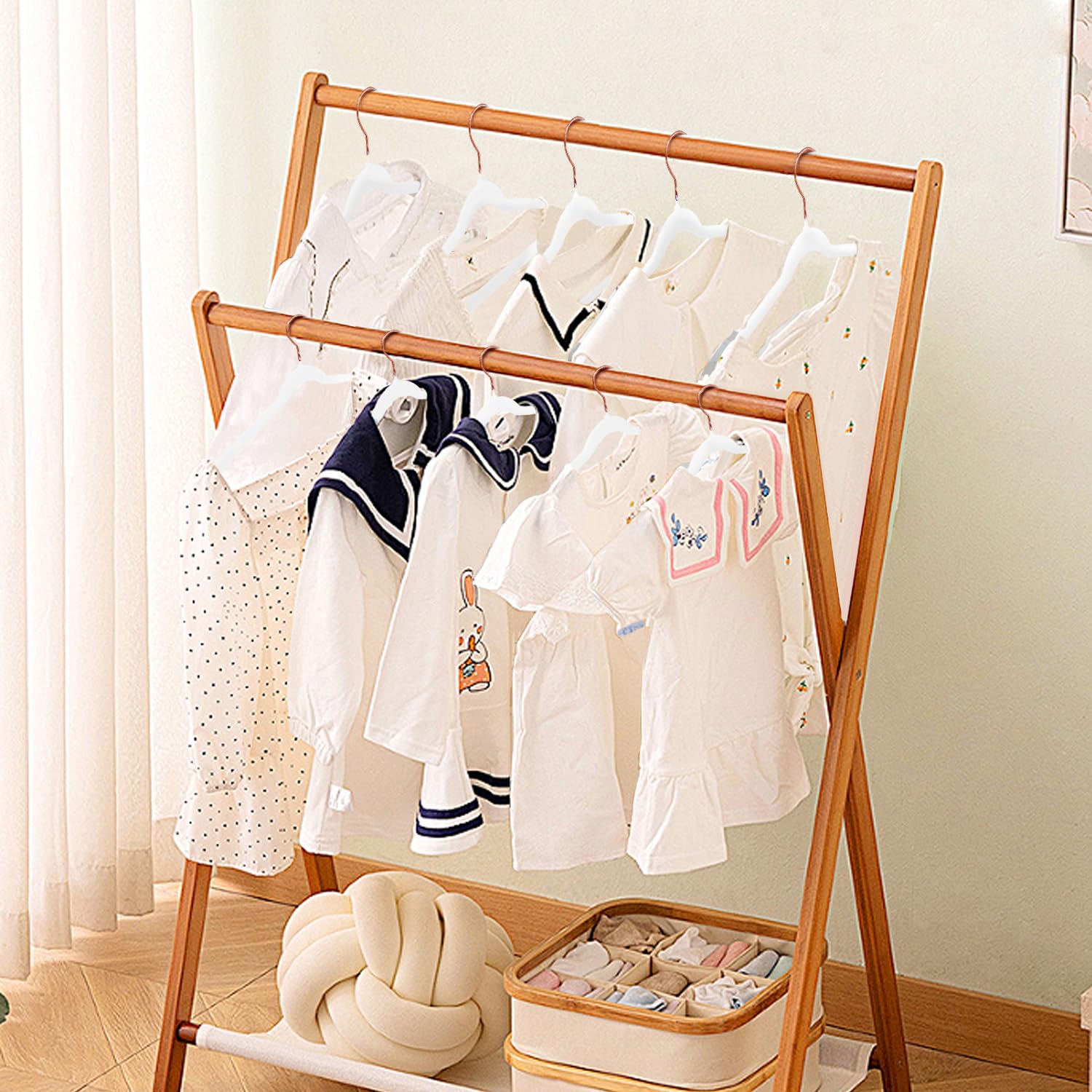 Cintres Velours pour Enfants 16 Pièces, 28cm, Cintres Antidérapants pour Bébés et Enfants en Bas Âge, Blanc Or Rose