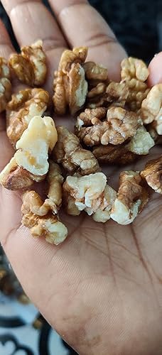 Ziofit Dried Walnut Kernels Extra Light Quarters, 250g, Natural