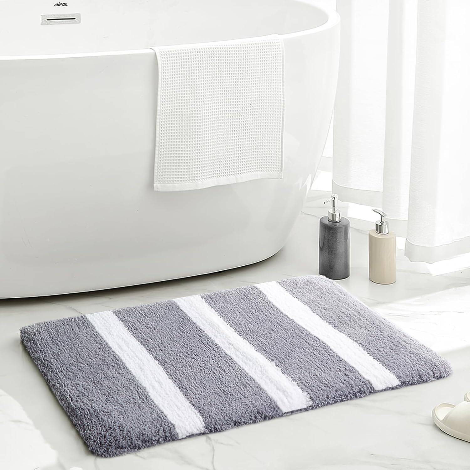 Gumcoly Non Slip Bath Mat for Bathroom Absorbent Bathtub