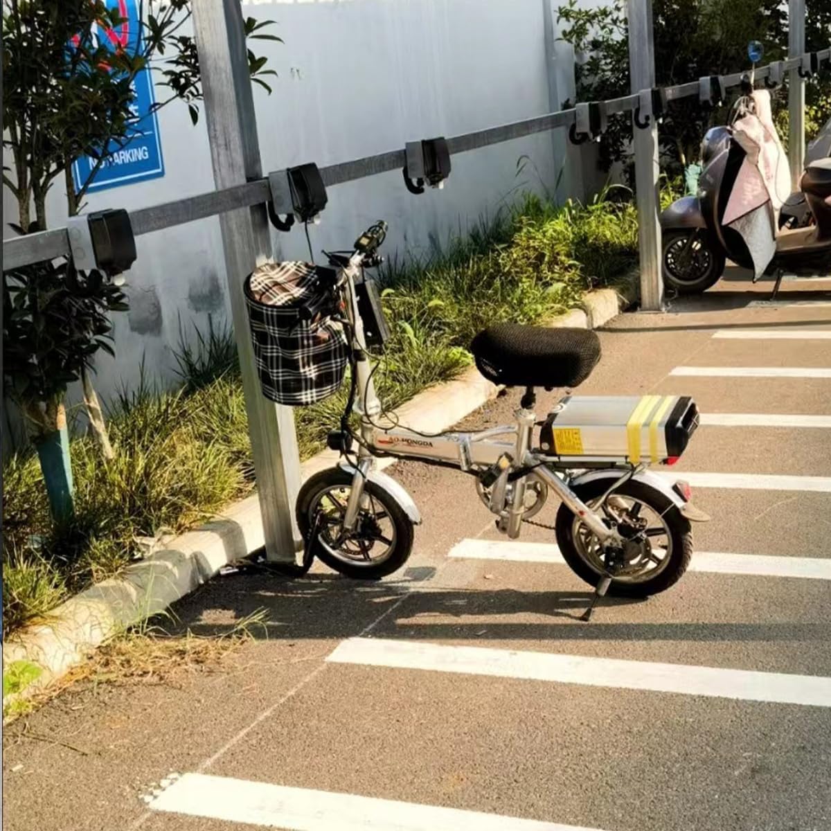 39in/59in/78in Flat Elastic Cords -Bungee Cords with Hooks-Bungee Cord Suitable for Handcart, Camping, Motorcycles, Cars, Bicycles, Luggage Racks, Kayaks and Other Cargo Binding (78in/2pcs)