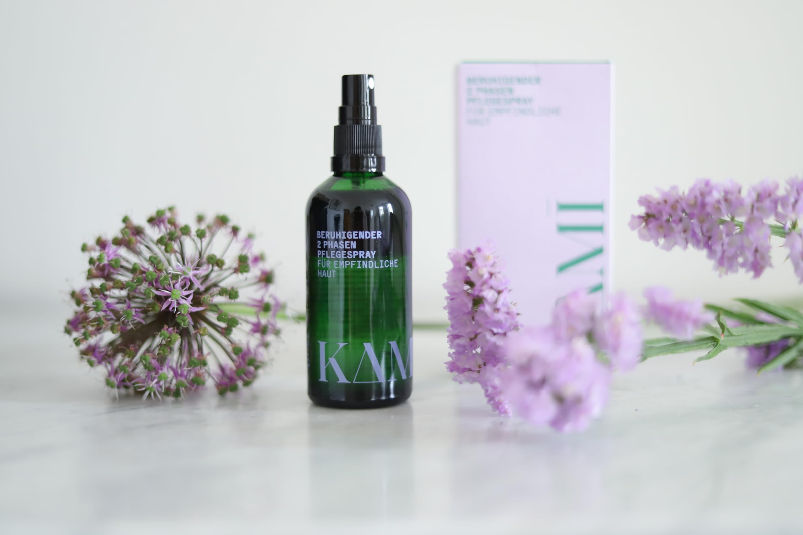 KAMI 2-Phasen-Pflegespray mit Bio-Aloe Vera 100ml - für trockene, zu Juckreiz neigende Haut - After Sun, juckende Kopfhaut