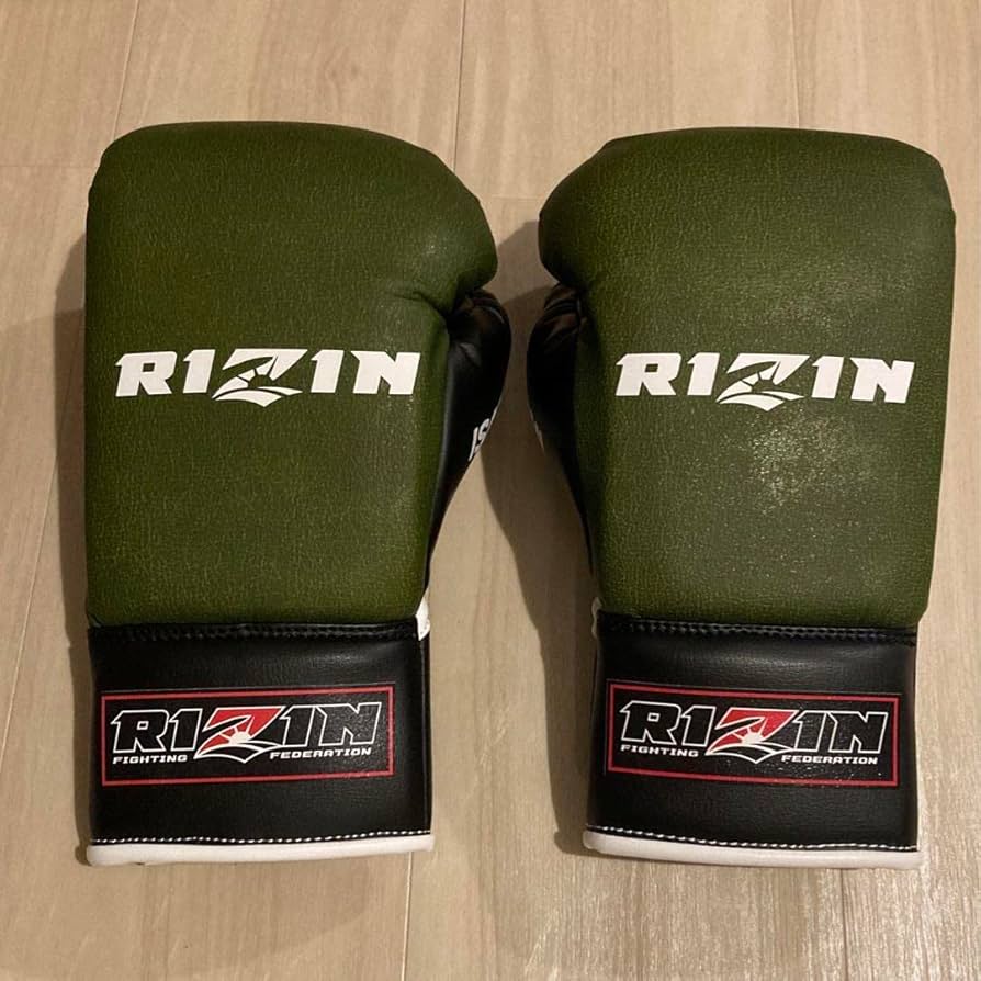 新品未使用】RIZIN ISAMI ボクシンググローブ 6oz 新品未使用】RIZIN ISAMI ボクシンググローブ 6oz