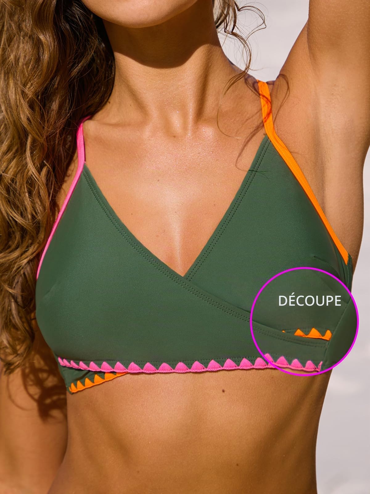 CUPSHE Maillot de bain deux pièces pour femme avec col en V et découpe croisée dans le dos
