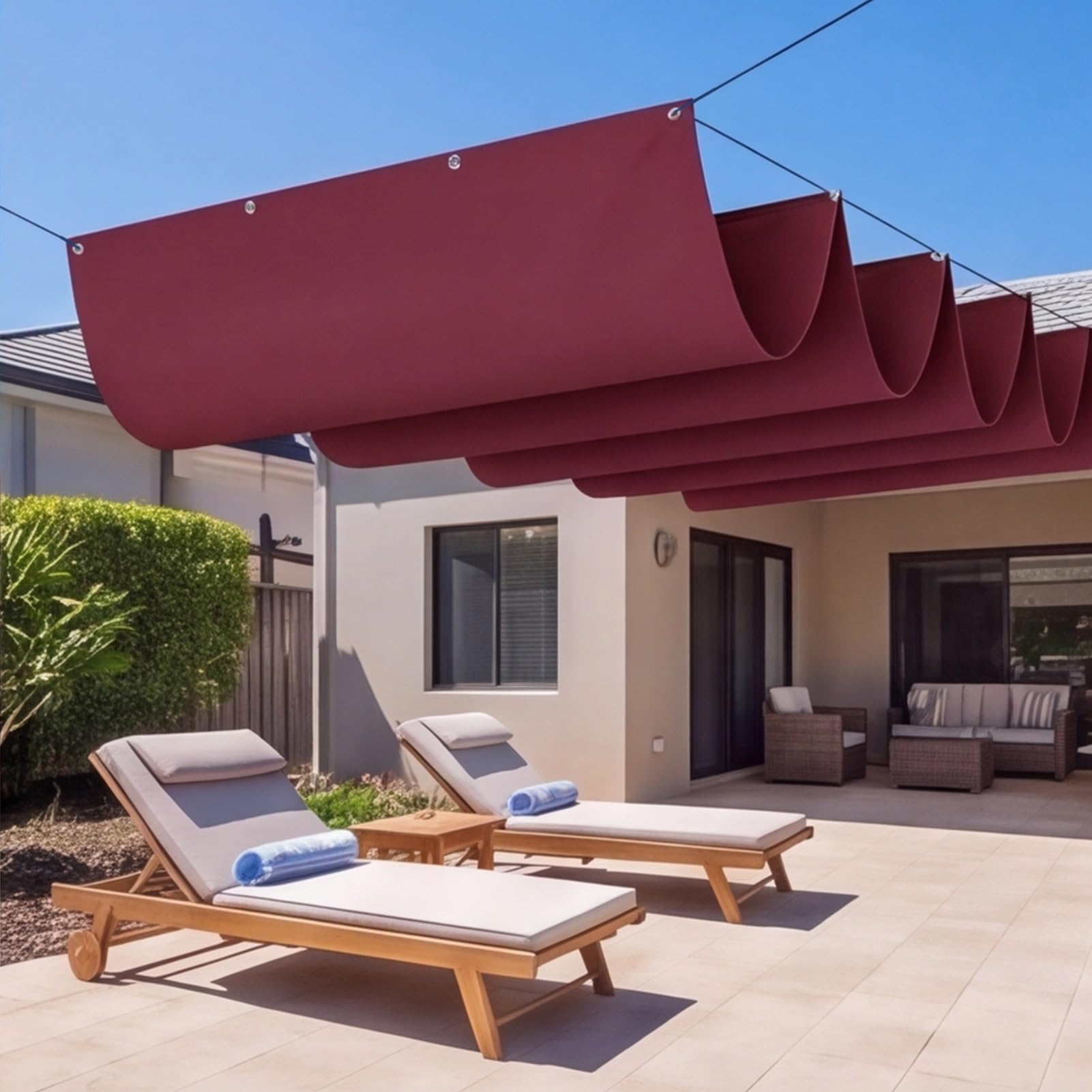 Voile d'ombrage rétractable bordeaux 3.7x5m pour repas sur la terrasse