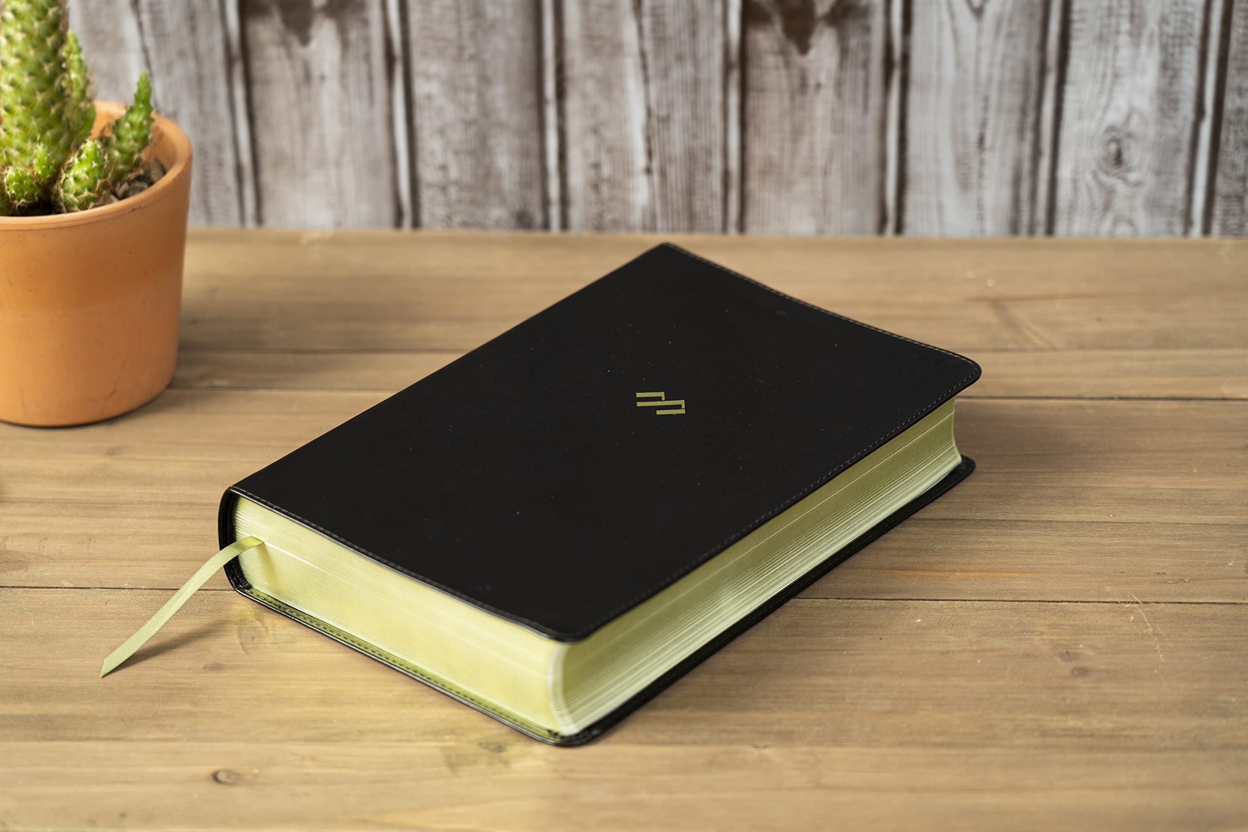 RVR 1960 Biblia temática de estudio, negro piel genuina: RVR 1960 Biblia temática de estudio, negro piel genuina/ Thematic Study Bible black genuine leather