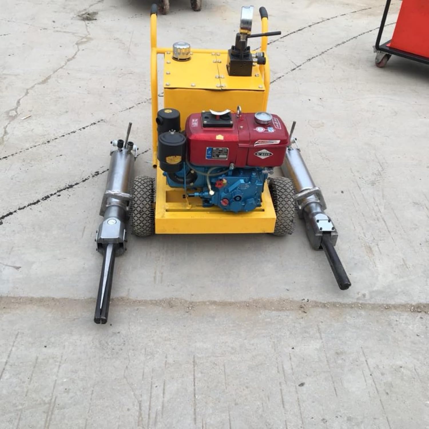 Rock Breaking Machine, Hydraulic Splitter for Rock and Stone Cutting in Mining and Construction Sites