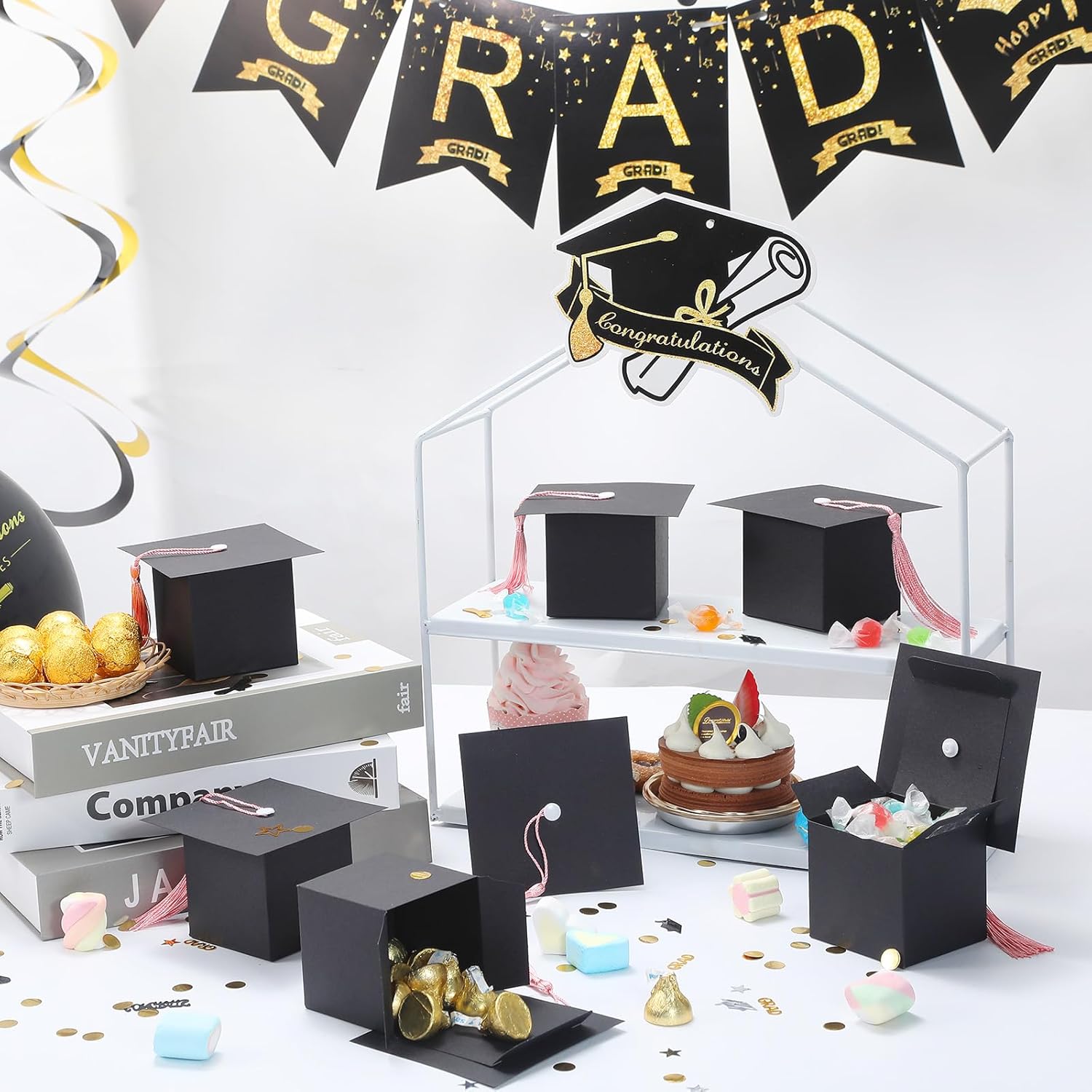 cotopher 100 pcs graduation candy boxes, class of 2026 graduation cap gift boxes with pink tassel, diy graduate decoration box for ceremony party small treat chocolate box black and pink tassel