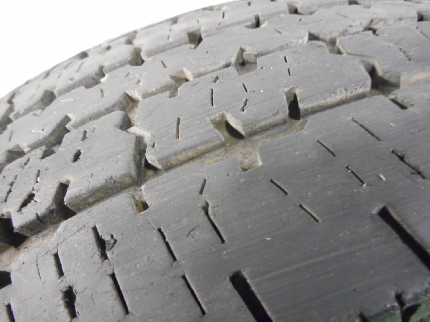 Firestone Transforce HT Highway Terrain Commercial Light Truck Tire LT235/80R17 120 R E