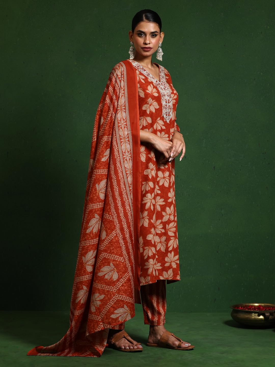 Varanga Women Floral Printed V Neck Kurta With Trouser & Dupatta
