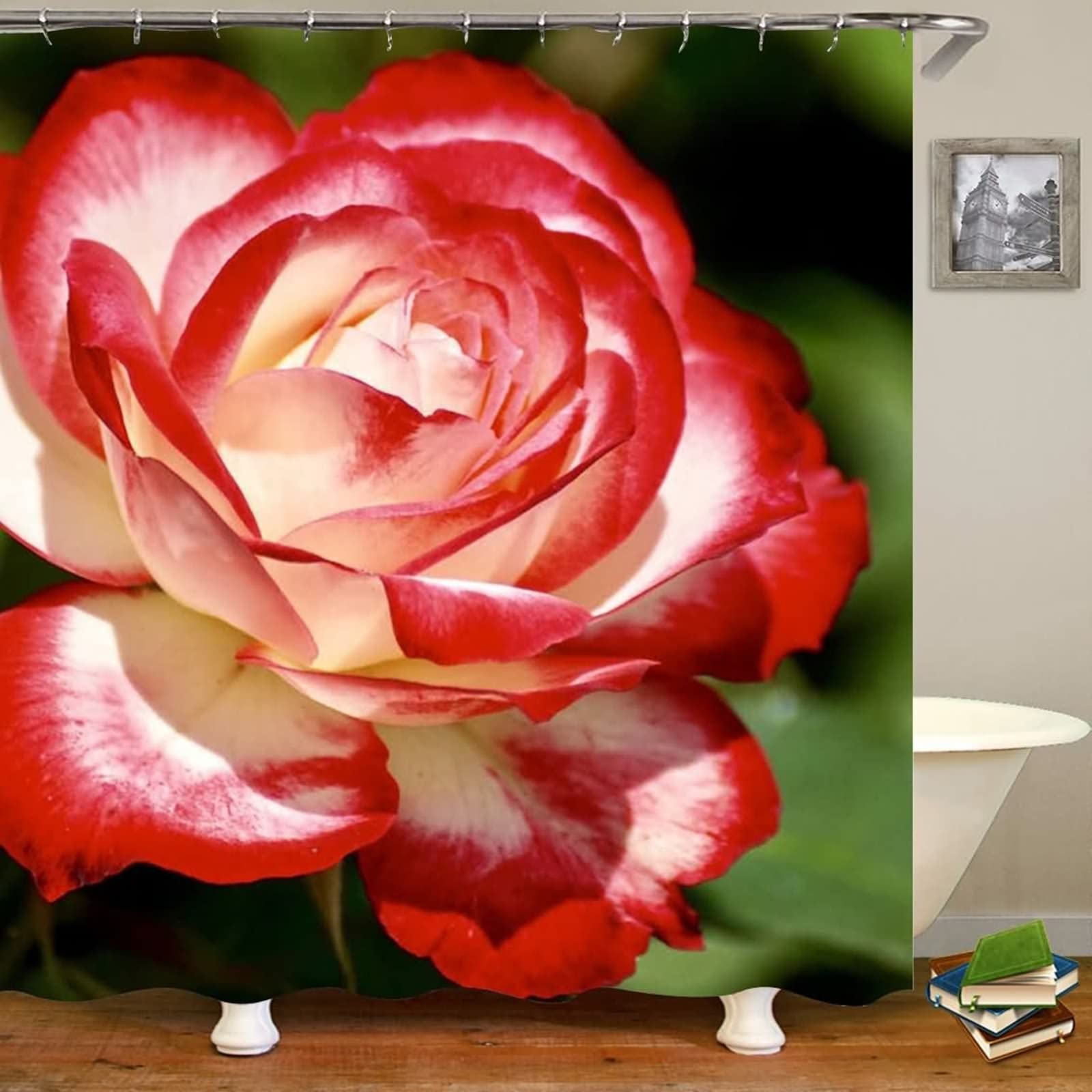 Rideau de douche fleurs rouge et blanche pour une salle de bain moderne KnSam