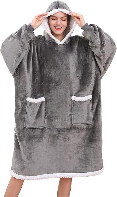 Voqeen Sherpa Hoodie Blanket Oversized Super Soft Wearable Pyjamas Giant Sweatshirt Big Pocket Sweater One Size Fits All Men Women Girls Boys