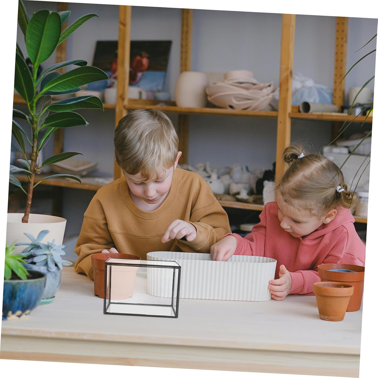 VICASKY Tiny Terrarium Ecosystem Holder Multi Functional Micro Landscape Container for Home Decor Tabletop Decoration and Office Use Artistic Succulent Plants Display Pot