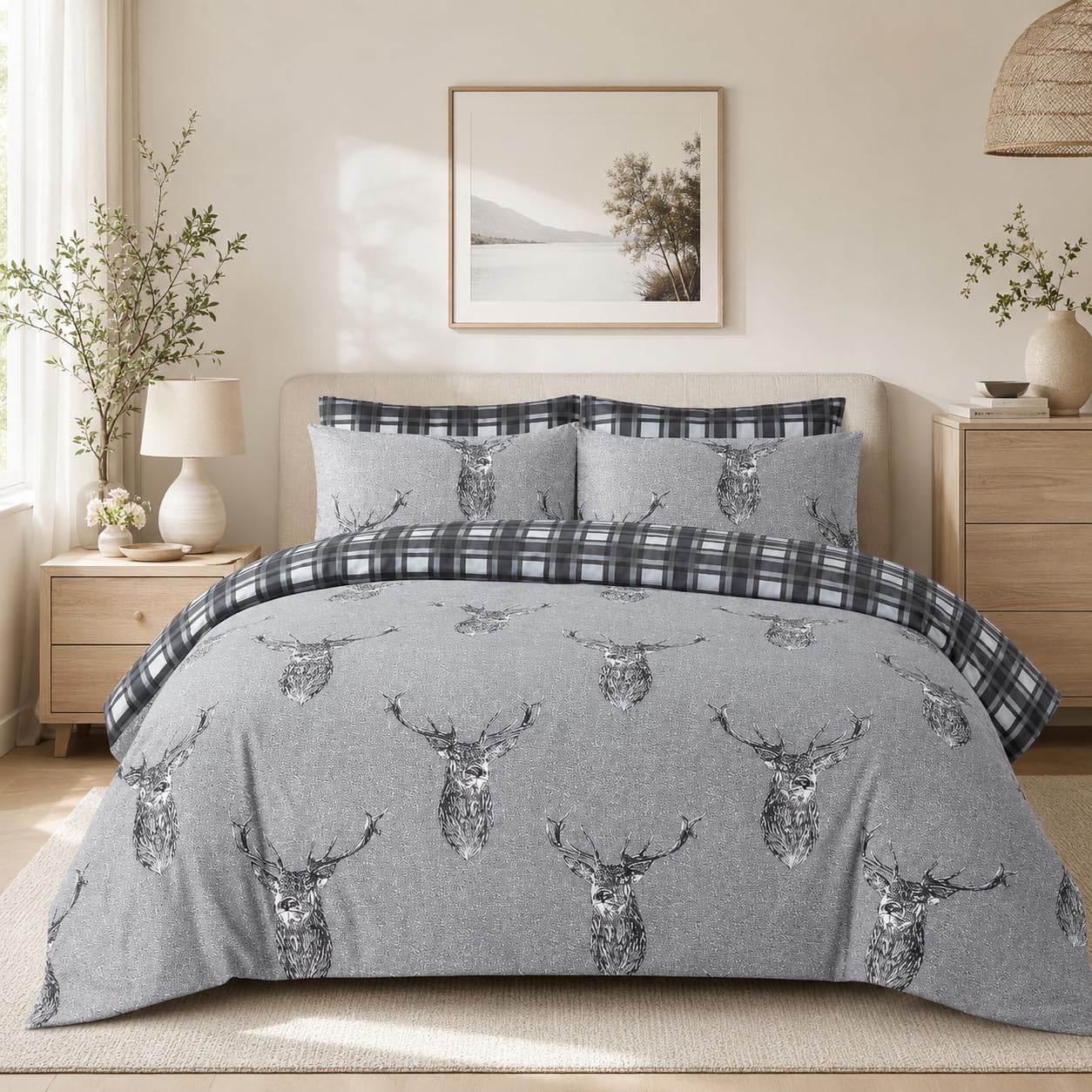 Double Duvet Set Premium Printed Reversible Floral Design Soft Brushed Microfibre Bedding Quilt Double Duvet Cover Set with Pillowcases Easy Care Machine Washable (Double, Stag Silver)