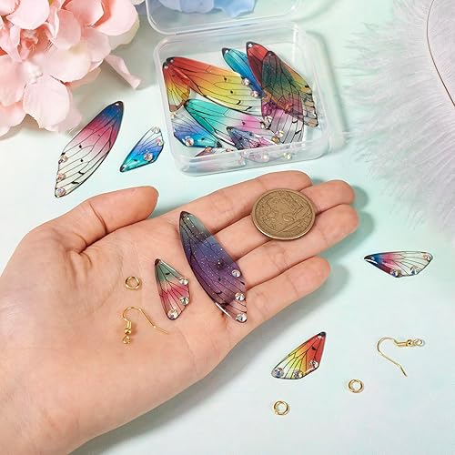Miniatura 6 de FASHEWELRY 16 aretes de resina con alas de libélula y arco iris, mariposa, colgantes, alas de hada, coloridos dijes con ganchos para aretes, anillos