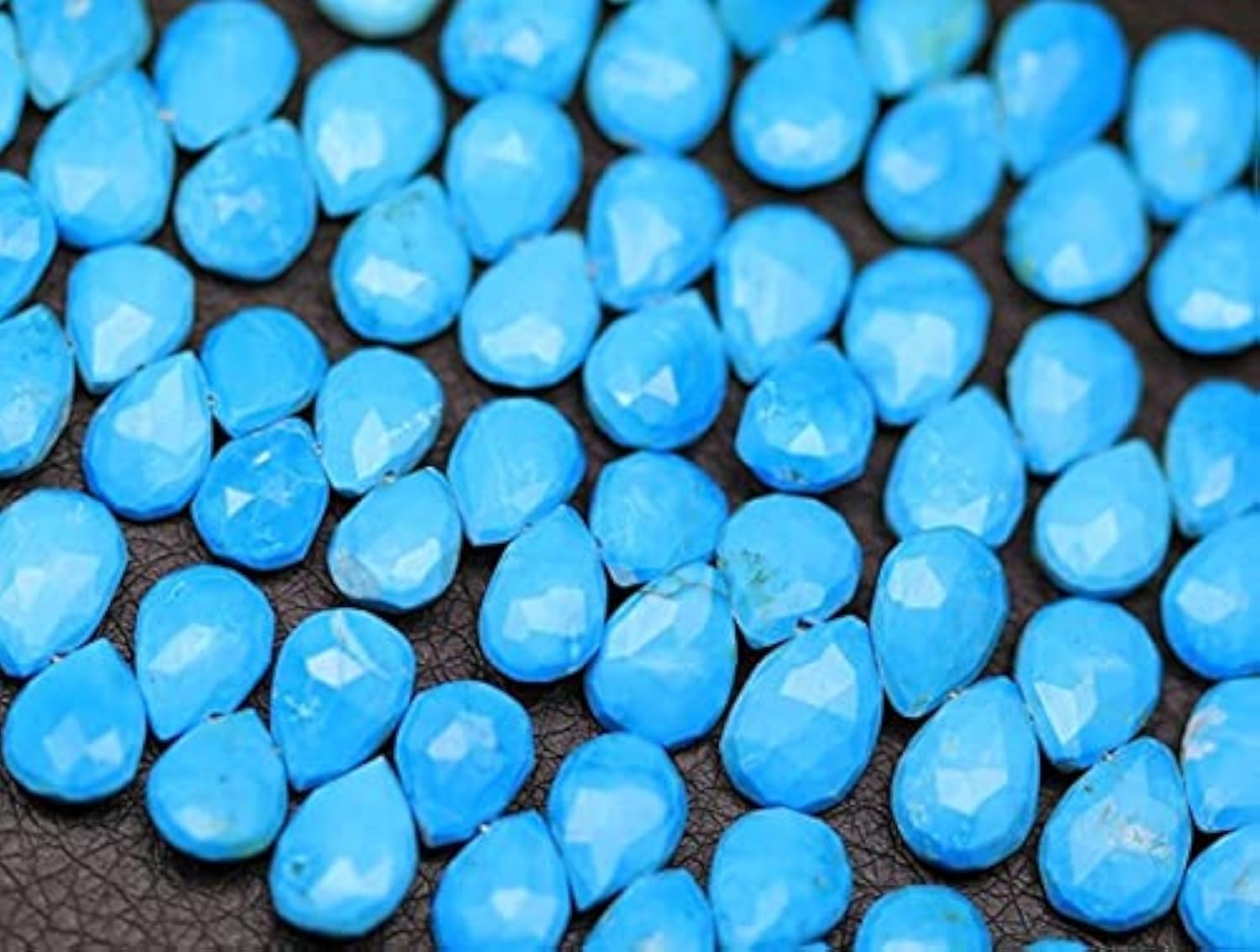 Perles turquoise bleu briolette pour créer vos bijoux d'été bohème chic