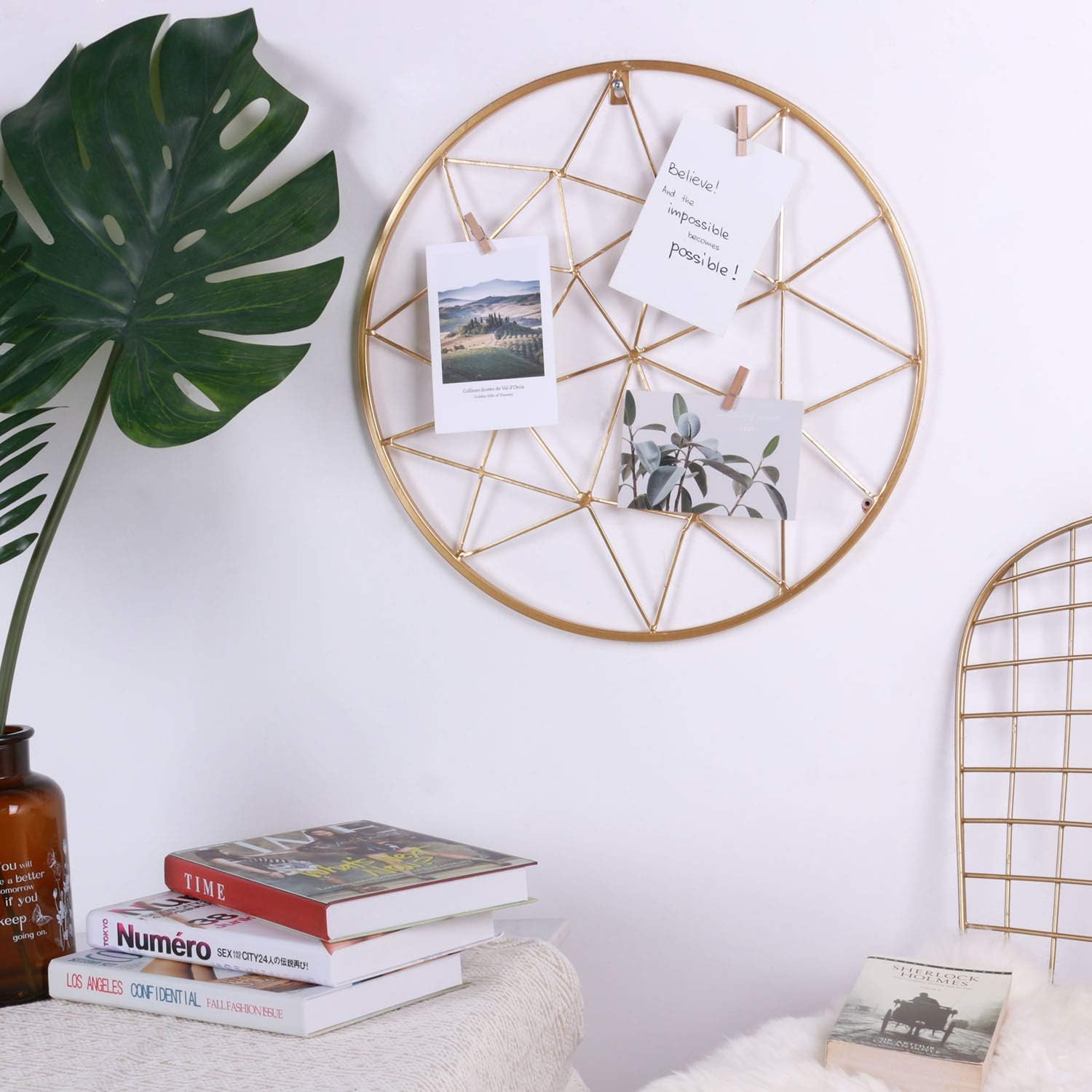 Yamfurga Geometric Wire Grid Wall Mount Display Rack, Round Metal Photo Organizer Display Stand, Creative Hanging DIY Wall Decor Home Ornament, 17.7”X17.7”,Gold