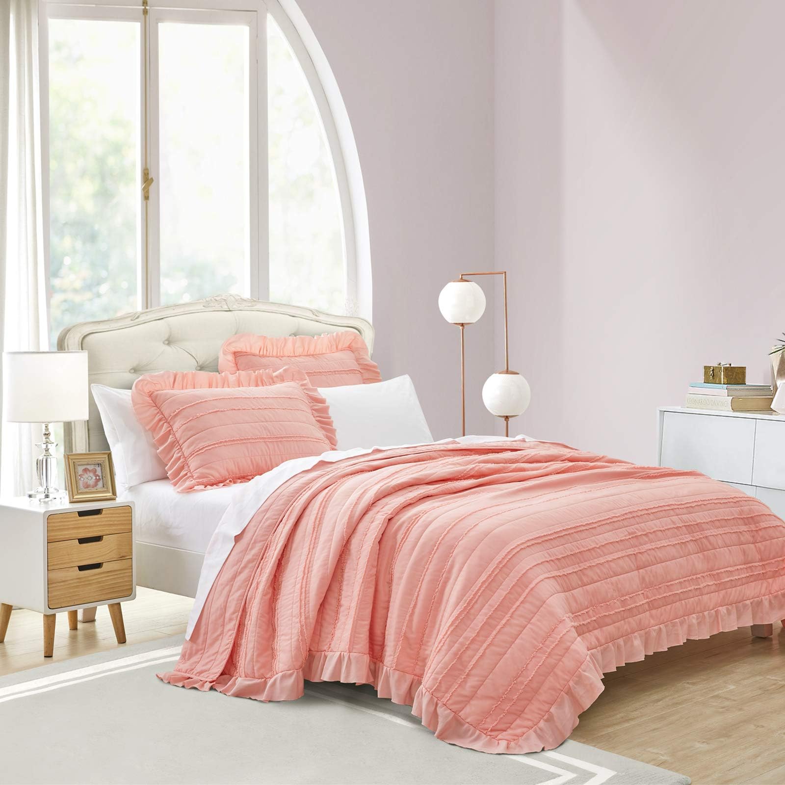 SHALALA NEW YORK 3PCS Ruffle Quilt Solid Stripe,Twin Bedding Set,Shabby Chic Ultra-Soft Bedspread and Coverlet,Elegant Clip Fabric with Channel Quilting Ruffle Edges (Pink,Twin)