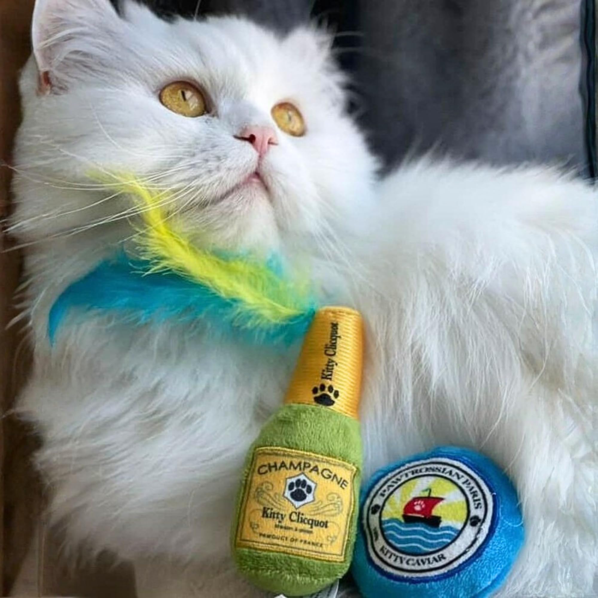 Haute Diggity Kitty Clicquot Champagne & Caviar + Kitty Cocktails Apawrol Spritz & Cattini Set de juguetes de peluche para gatos rellenos de hierba gatera con sonido crujido interactivo, juguetes