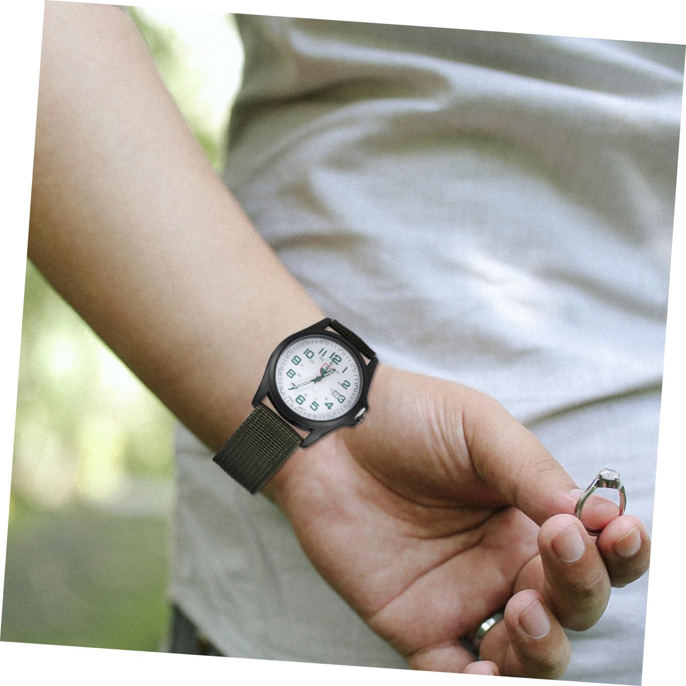 ibasenice Reloj para Hombre - Reloj de Pulsera de Cuarzo para Hombre Reloj de Nylon para Hombre Relojes Deportivos de Campo Calendario Reloj de Pulsera de Cuarzo
