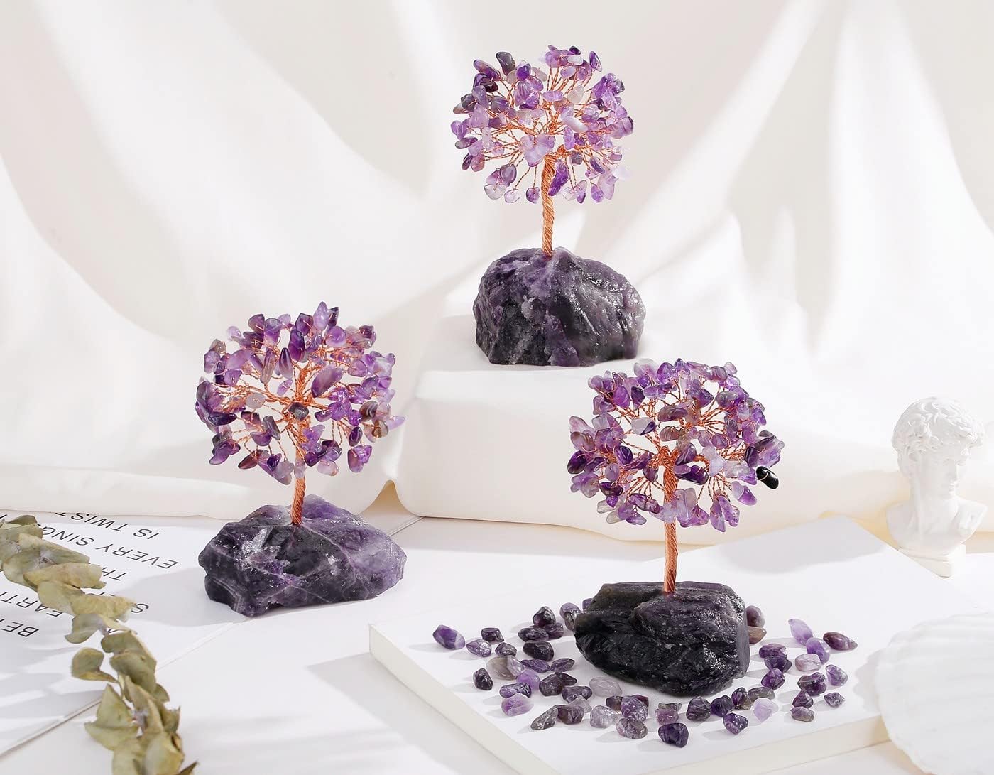 QINJIEJIE Bundle of Amethyst Crystal Tree and Owl Decor Stone Figurines Natural Reiki Gemstone Tree Life Stone Base Copper Wire Office Desk Room Feng Shui Home Decor Gifts