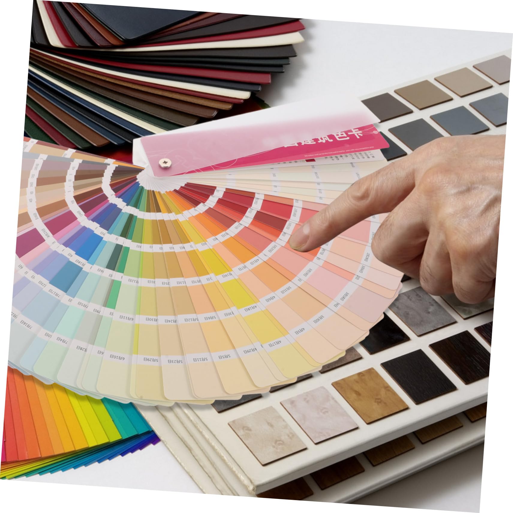ORFOFE Nuancier de Peinture Portables 365 Couleurs Standard Plastique Papier pour Projets DIY