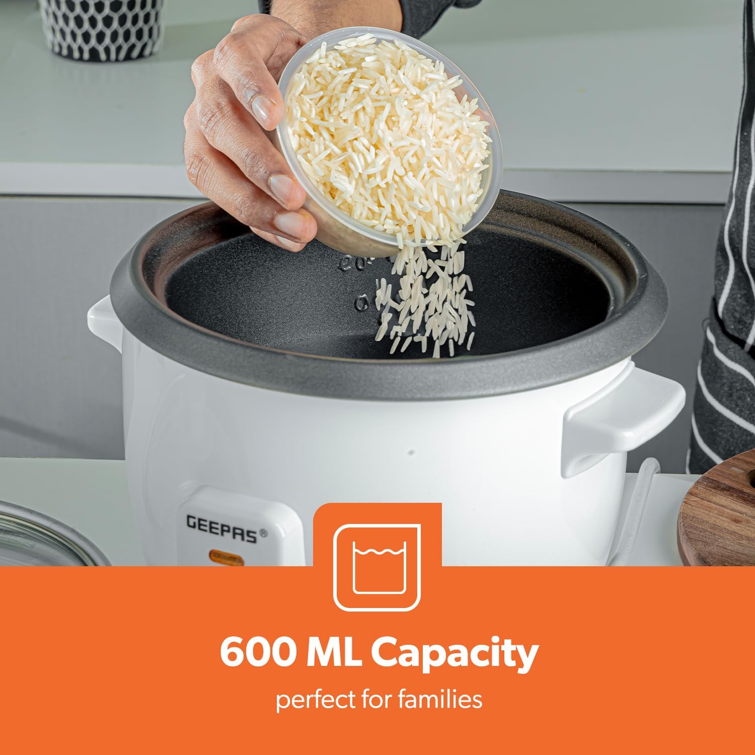 Geepas 0.6L Rice Cooker with Steamer User Manual
