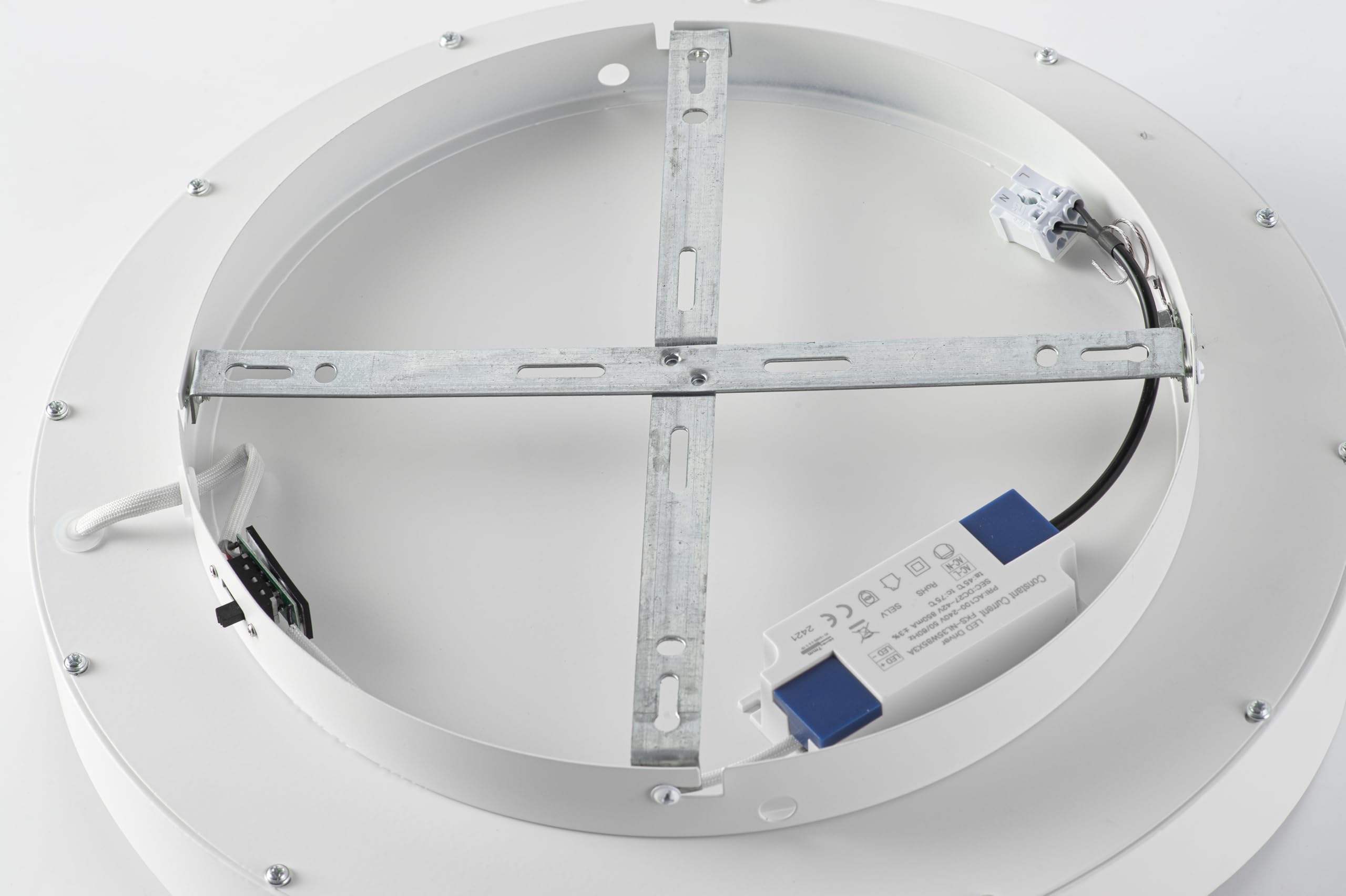Alpinaluz Plafón LED de Techo Blanco Ø40 cm – 36 W, Luz Seleccionable 3000K/4000K/6000K – Diseño Ondulado Irregular de Acero Mate con Difusor Acrílico Opal, Estilo Moderno Nórdico