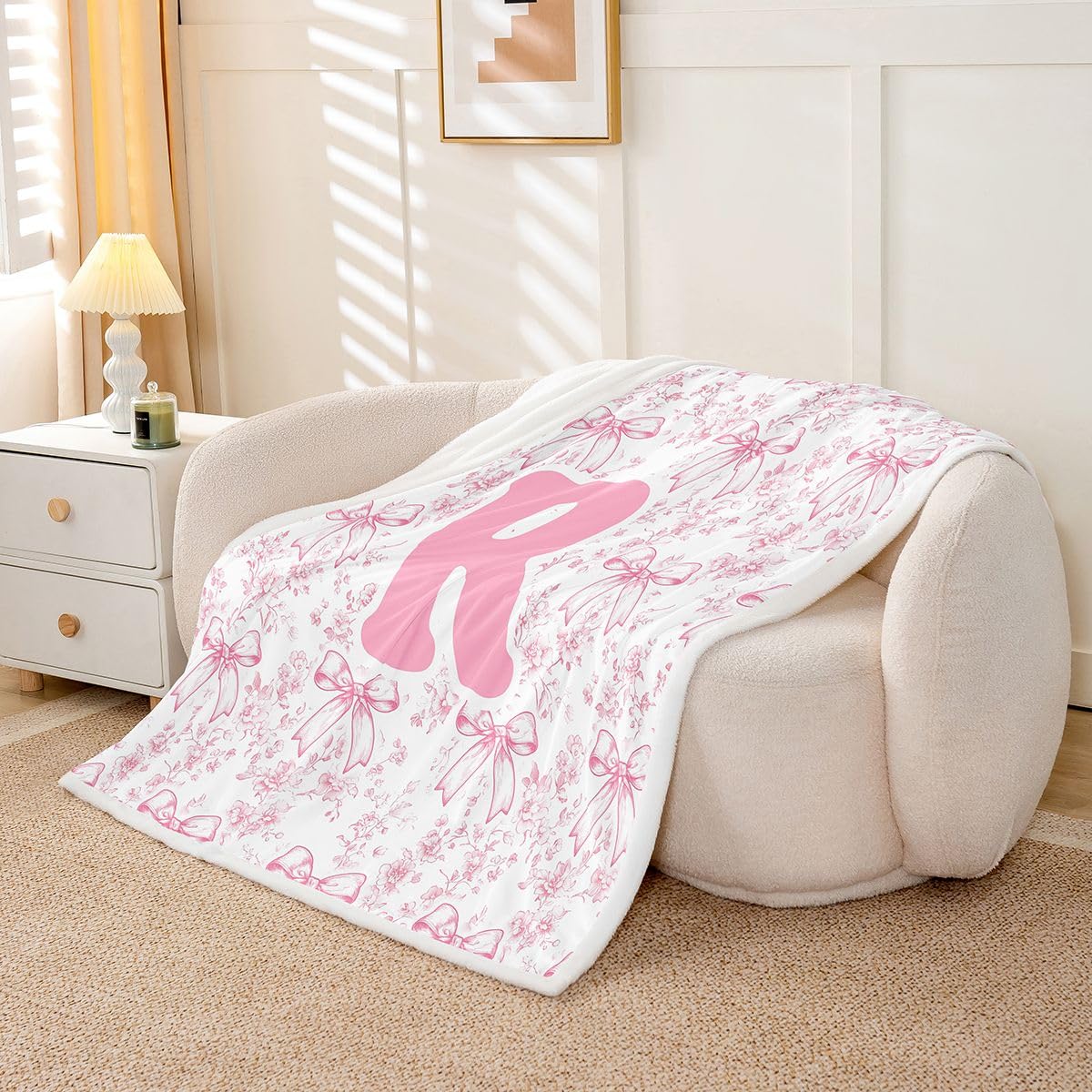 Homewish Kwiatowa kokarda szerpa koc księżniczka inicjał kwiatowy puszysty pluszowy narzuta urocza kokardka R koc polarowy - kawaii preppy dekoracja na łóżko kanapę Twin 152 cm x 203 cm