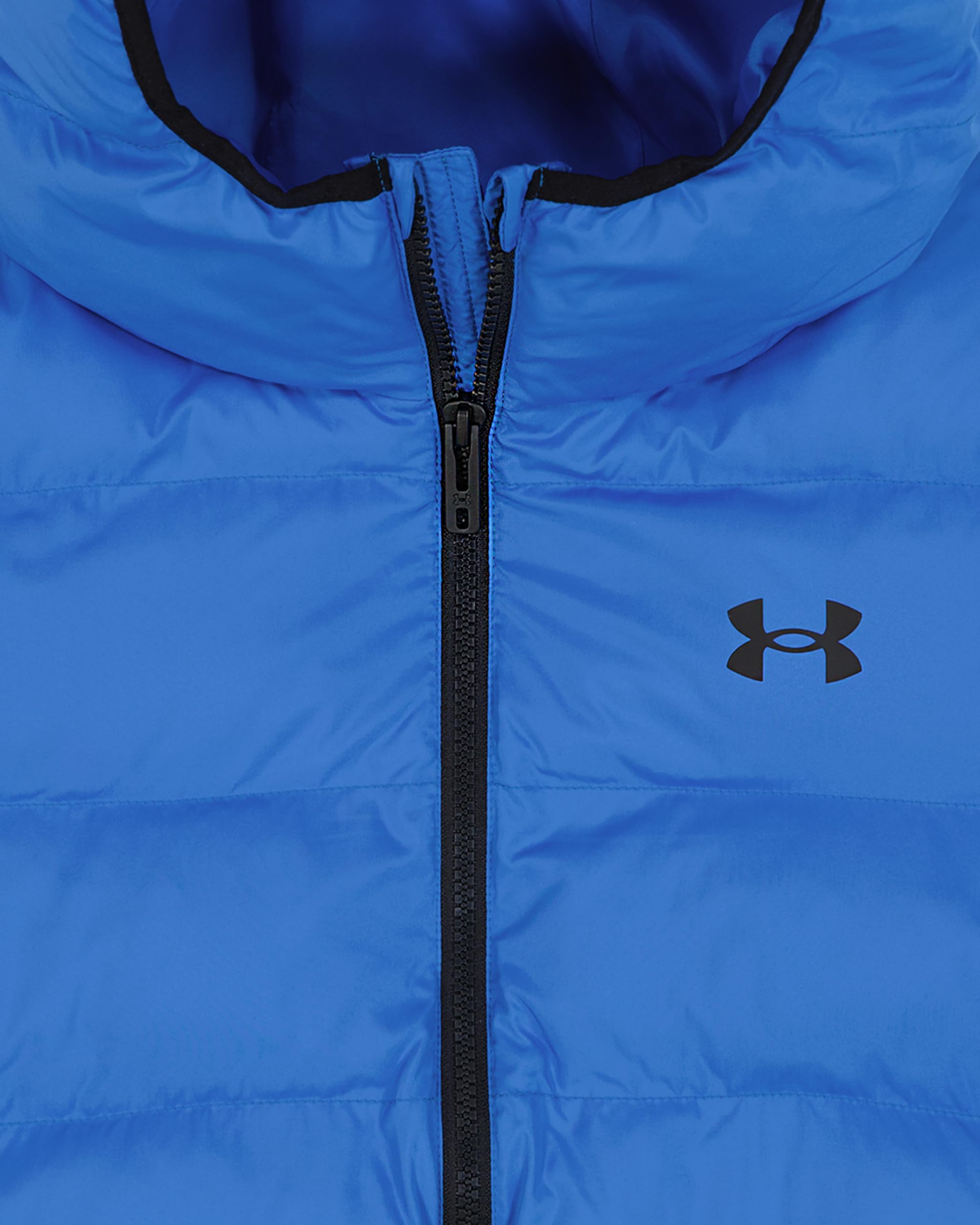 Under Armour Giacca Piumino Pronto Colourblock per Bambino con Tecnologia UA Storm – Invernale Calda e Leggera con Cappuccio, Tasche con Bottoni a Pressione, 6–14 Anni