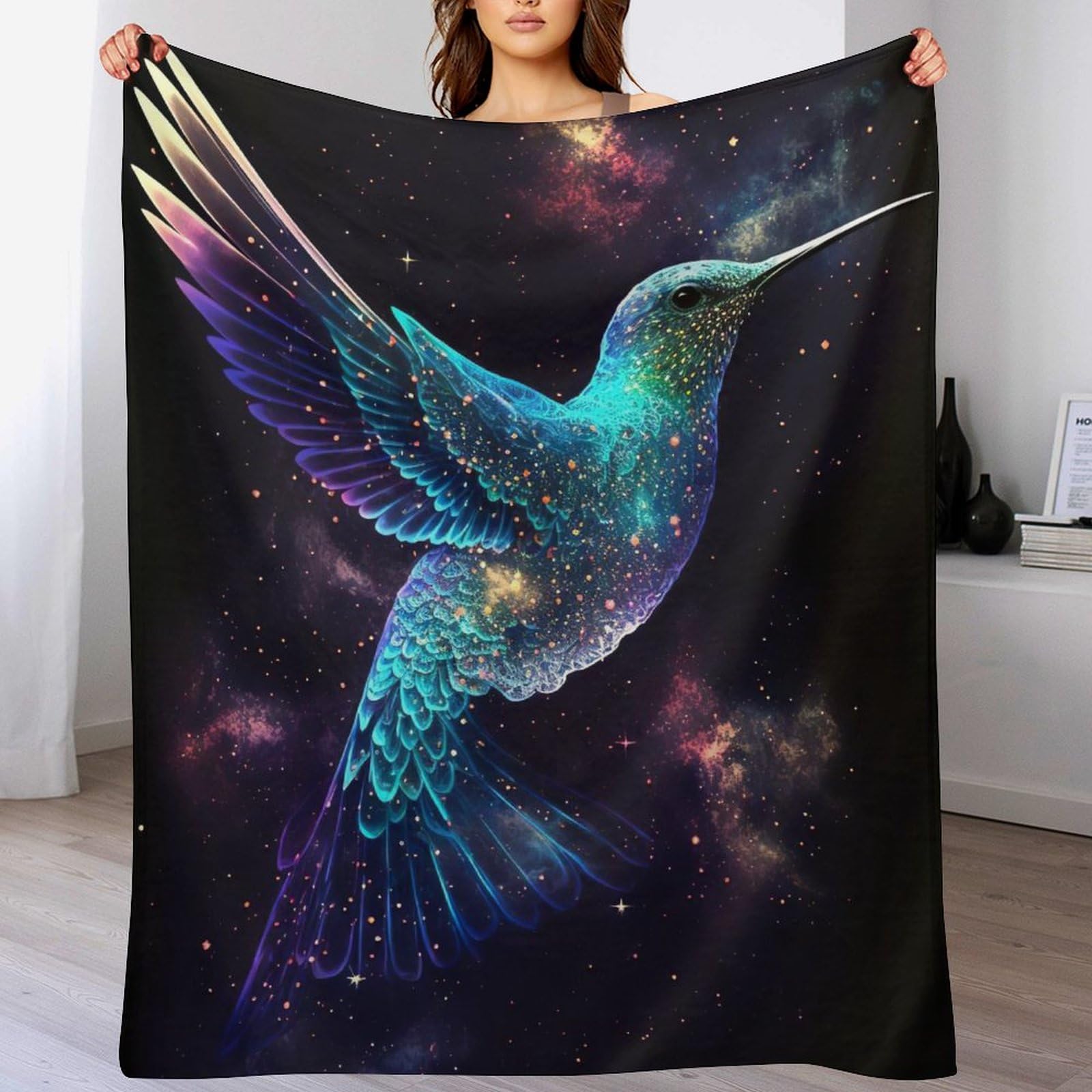Couverture polaire colibri pour cocooning sur le canapé du salon moderne