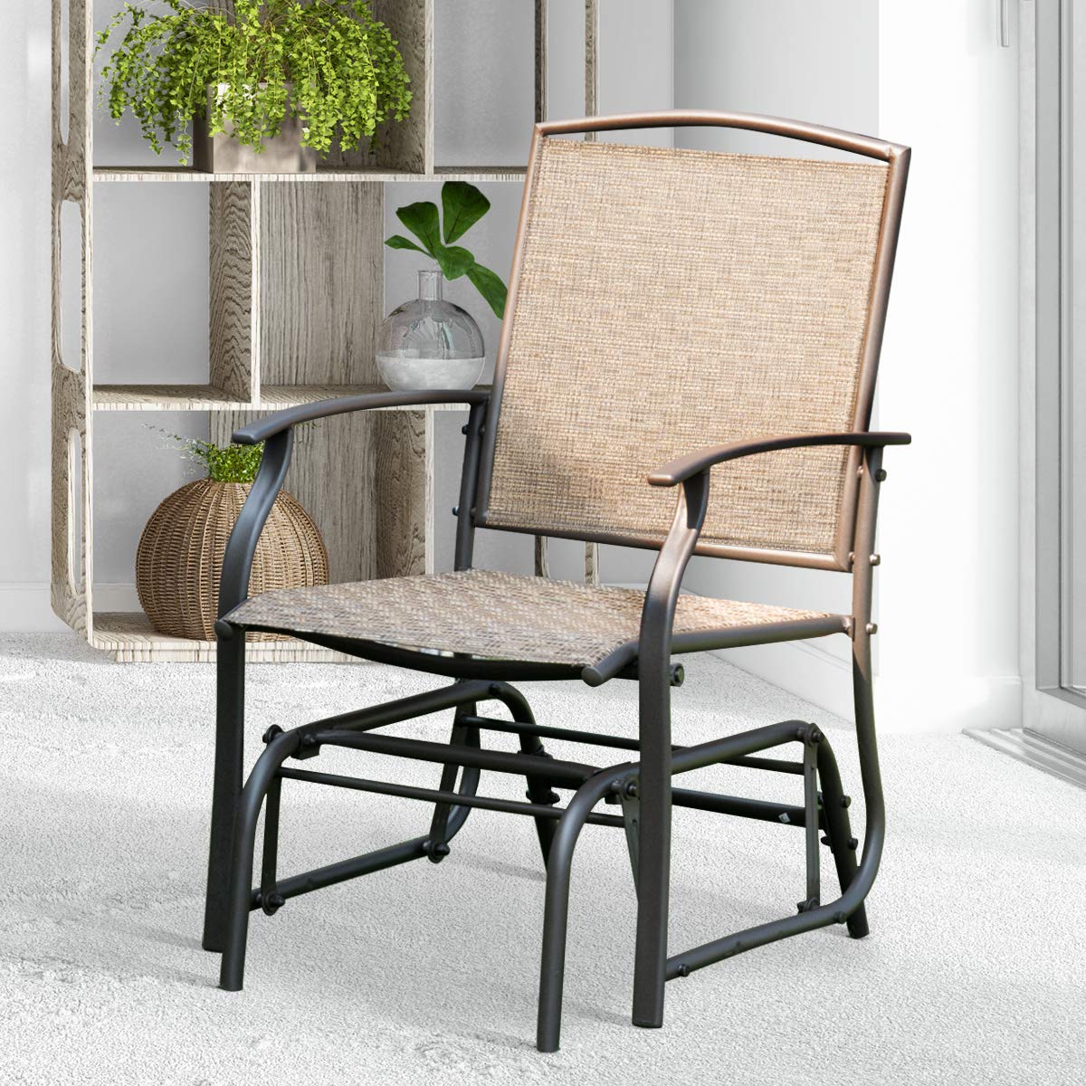 GIANTEX Sillón Mecedora de Exterior con Respaldo y Apoyabrazos Transpirables, Marco de Metal, Diseño Ergonómico para Jardín, Patio, Terraza, Piscina, Carga 150 kg, Marrón