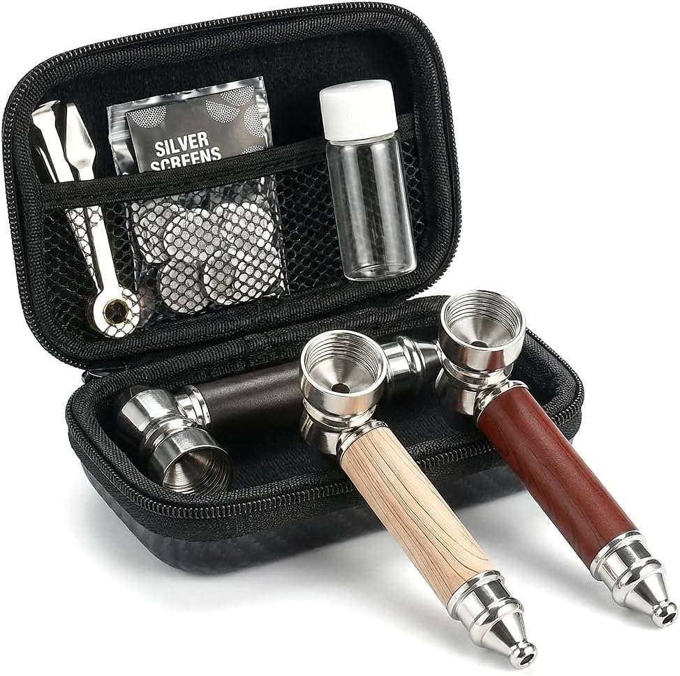 3PCS Tobacco Pipe Set, 3 inch Short Realistic Wood Grain Smoking Pipe With Cleaner Tamper Tool Black Bag, Includes Case for Everyday Use and Gifting Set