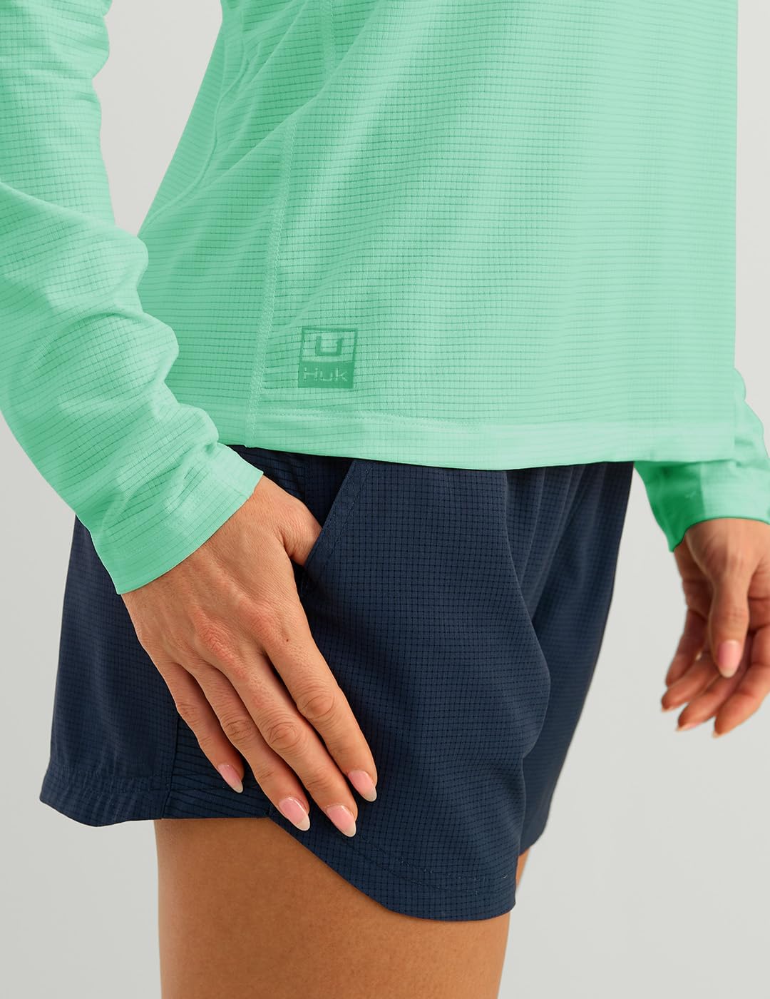 HUK Women's A1a Crew, Quick-Dry, Breathable Fishing Shirt