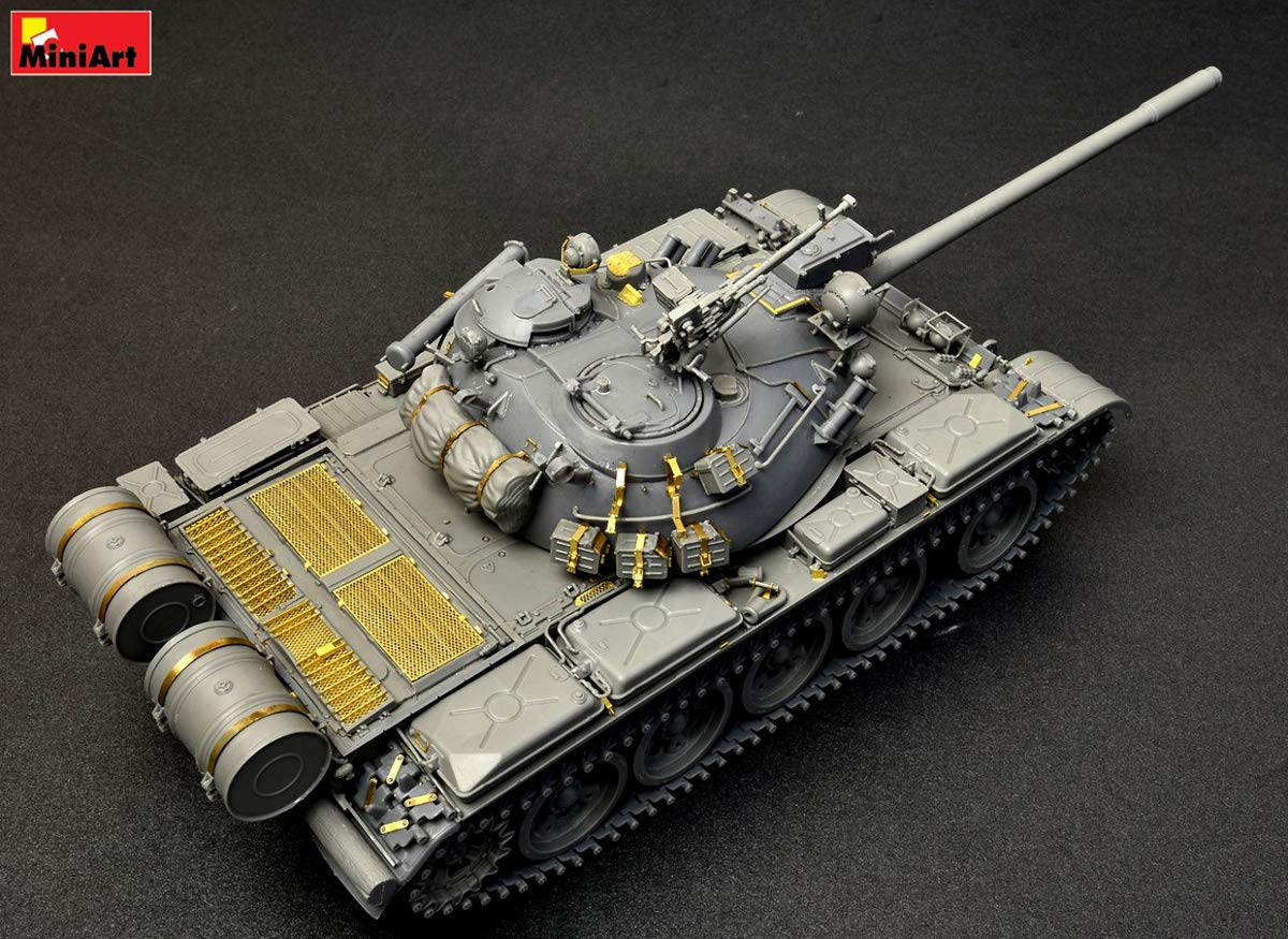 Amazon | ミニアート 1/35 ソビエト連邦軍 T-55A mod.1981 プラモデル