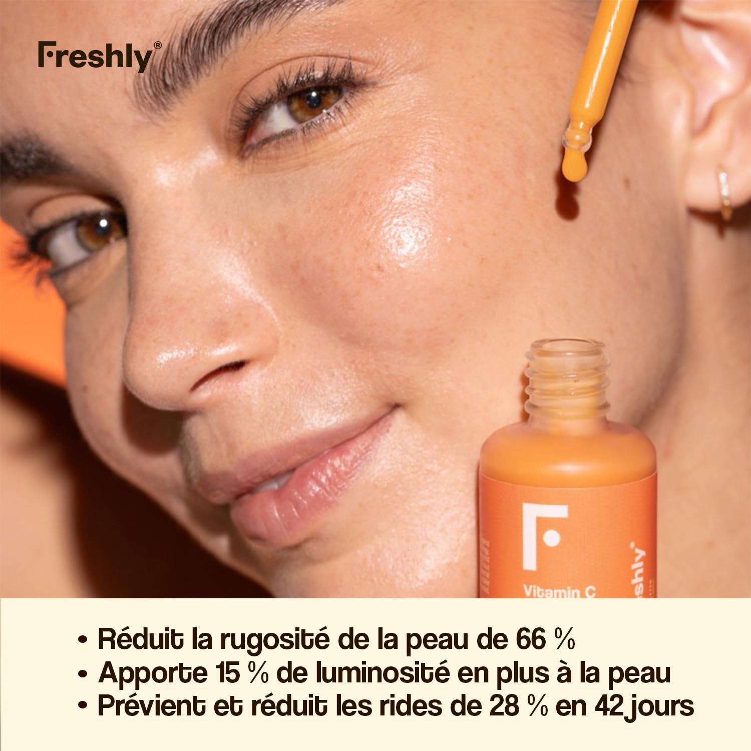 Freshly - Sérum Visage - Antioxydant avec Vitamine C et Extraits Naturels - Apporte Éclat et Fermeté - Convient aux Femmes Enceintes et aux Peaux Sensibles - Formule 99,9% Naturelle - 30 ml