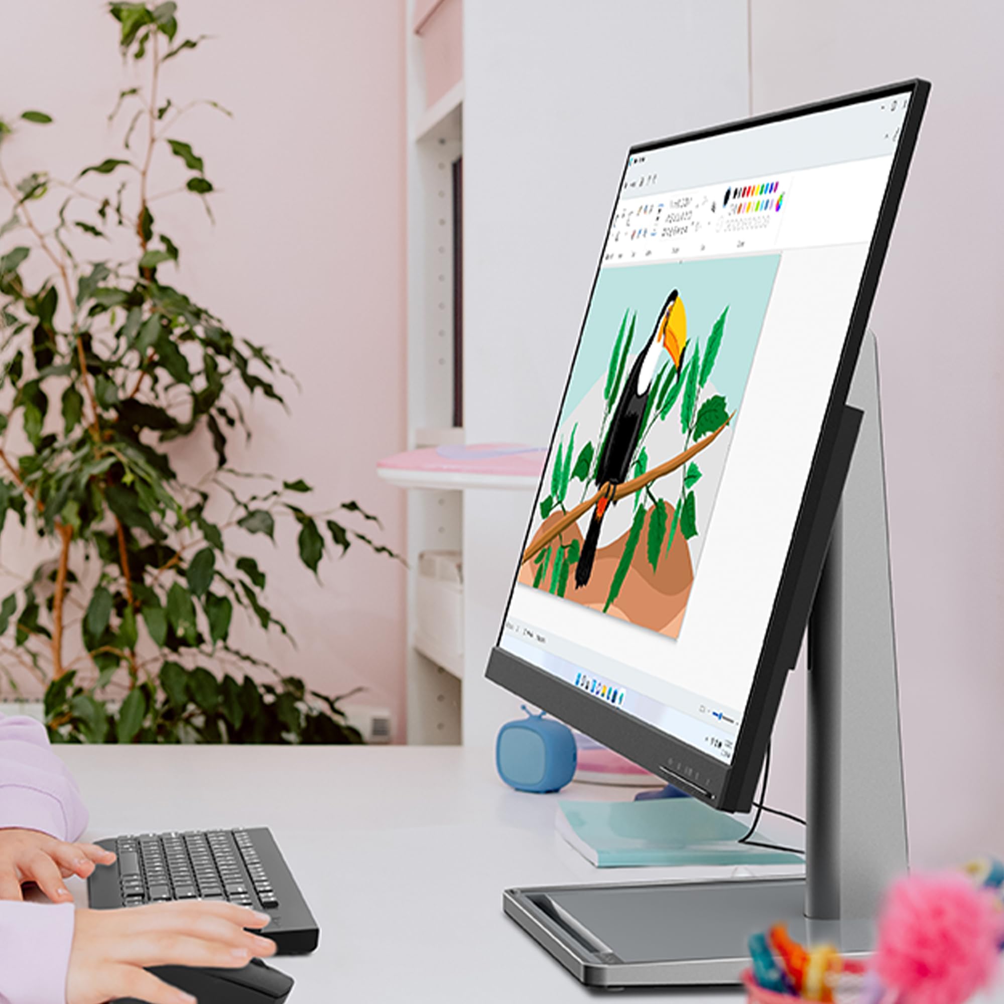 Lenovo L27m-30 Monitor 27" FHD IPS (1920x1080), 75 Hz, 4 ms, AMD FreeSync, HDMI+VGA+USB-C, HUB USB, Microfono e Altoparlanti integrati, Regolabile (Pivot), Base in Metallo, Eyesafe - Webcam inclusa