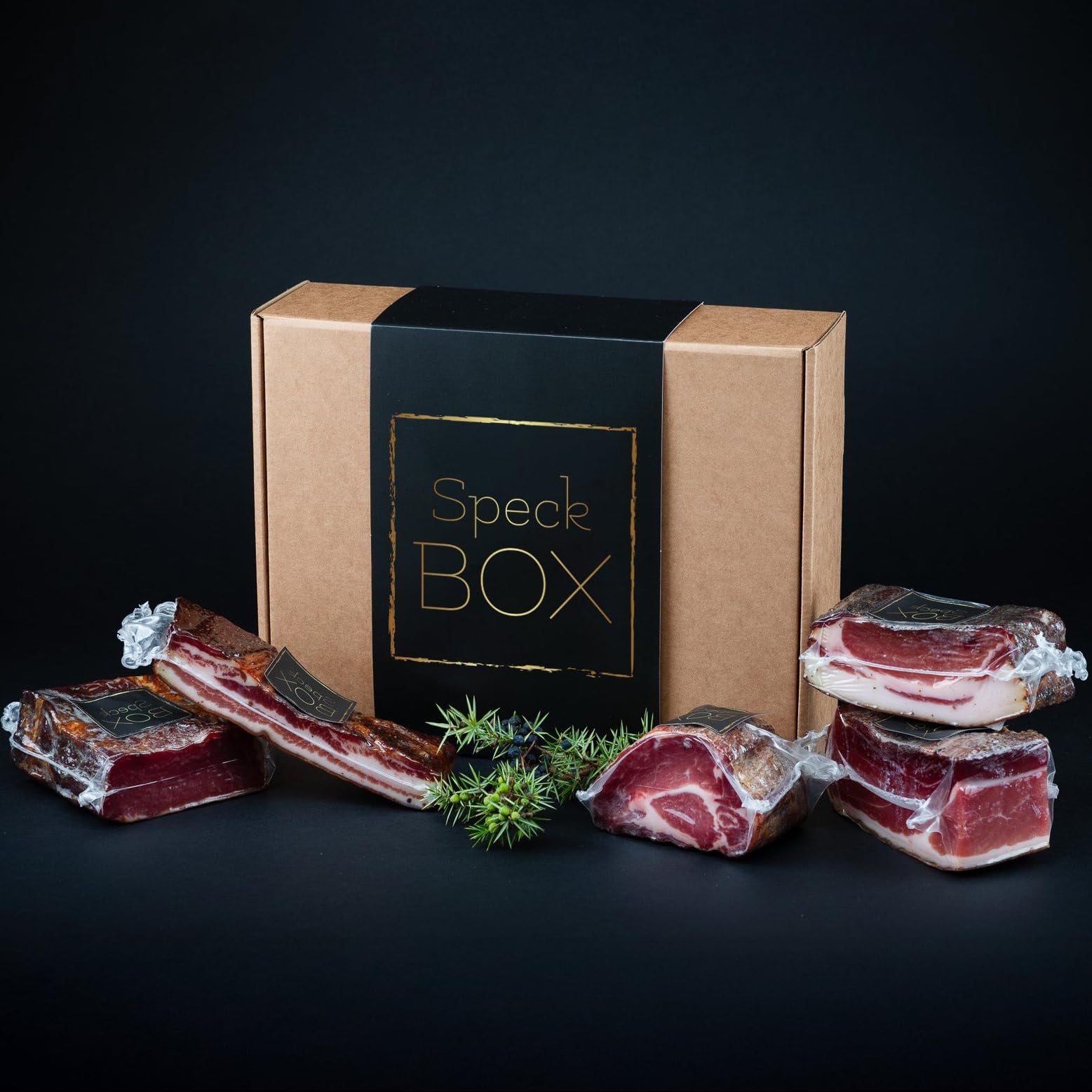 Südtiroler Speck Geschenkbox – 5 ausgewählte Sorten Premium Speck 8+ Monate gereift – Exklusives Feinkost Geschenk für Männer – Original aus Südtirol