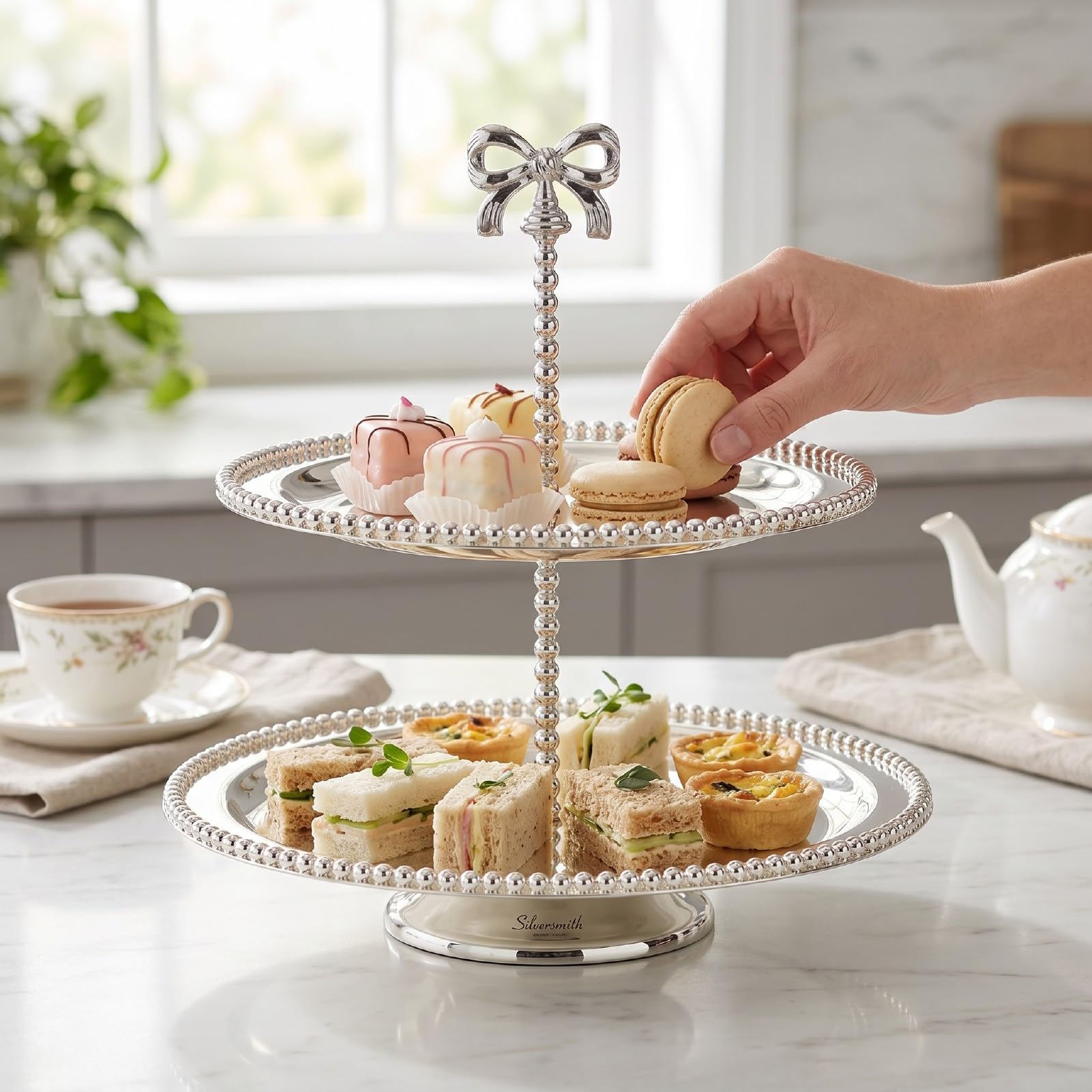 Asixxsix Alzata per Cupcake a 2 Livelli, Torre per Alzata per Cupcake in Acciaio Inossidabile, Espositore per a 2 Strati Vassoi da Portata Porta Dessert per Biscotti, Frutta,