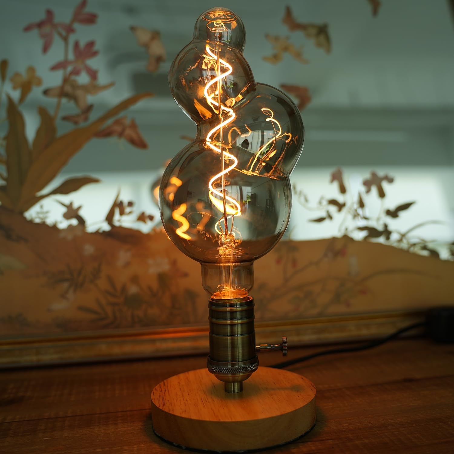 G40 LED Edison Bulb, Smoke Gray Hand-Blown Hard Glass, 4W (25W Incandescent Equivalent), 110-130V, E26, 2000K Warm Yellow Light, 200LM, Dimmable, Decorative Lighting (Small Bubble)