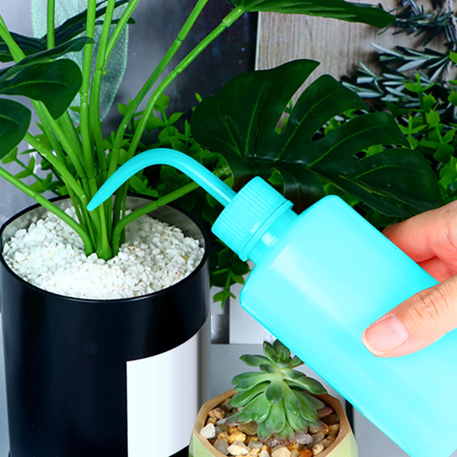 Bottiglie liquide di lavaggio delle bottiglie del prodotto disinfettante della mano della