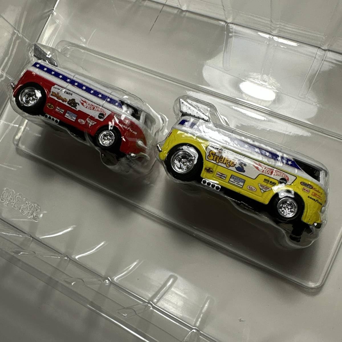 Amazon.co.jp: AUTO WORLD 4GEAR - ホットウィール Snake vs Mongoose