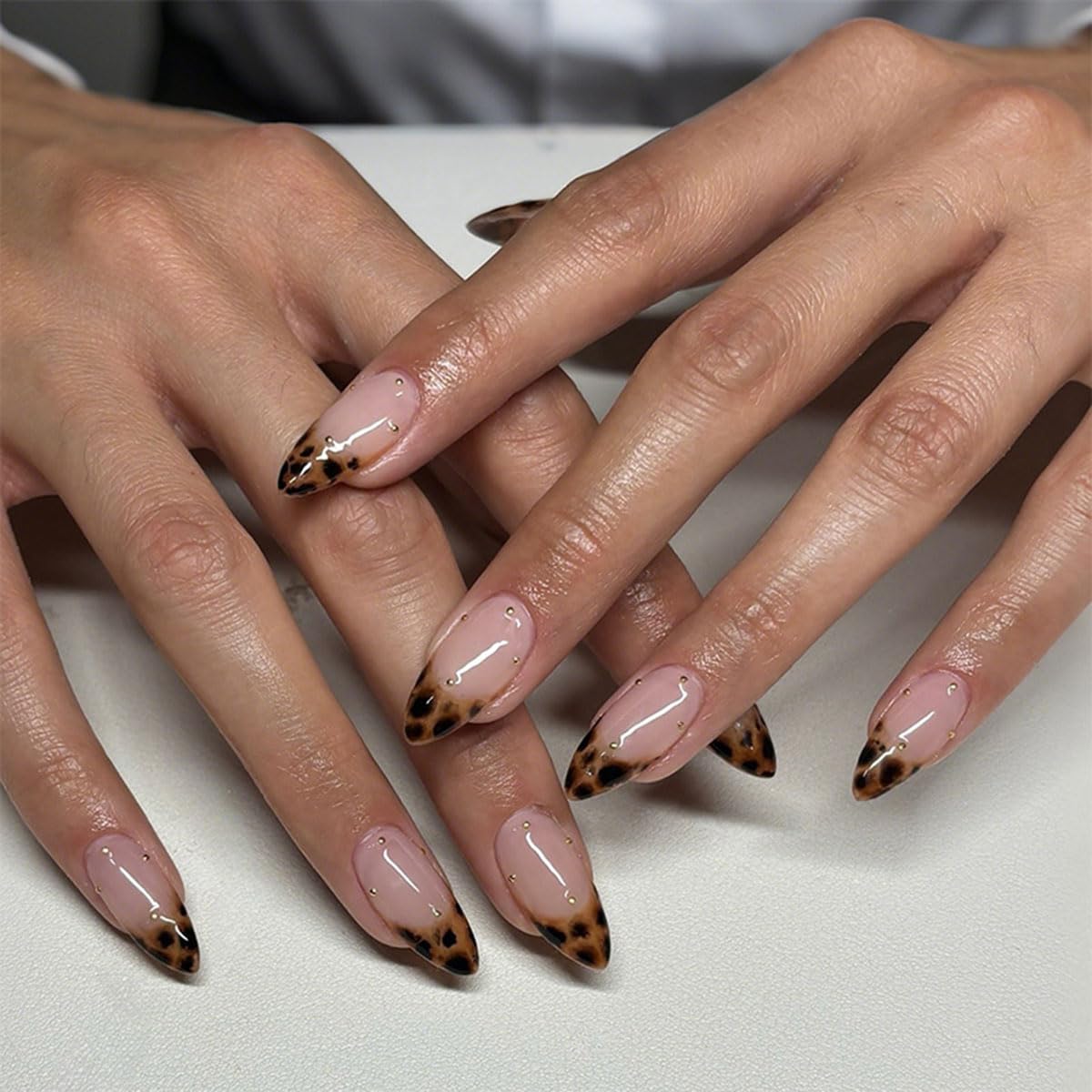YEFIUO Press on Nails Kit - Brown Leopard French Tips